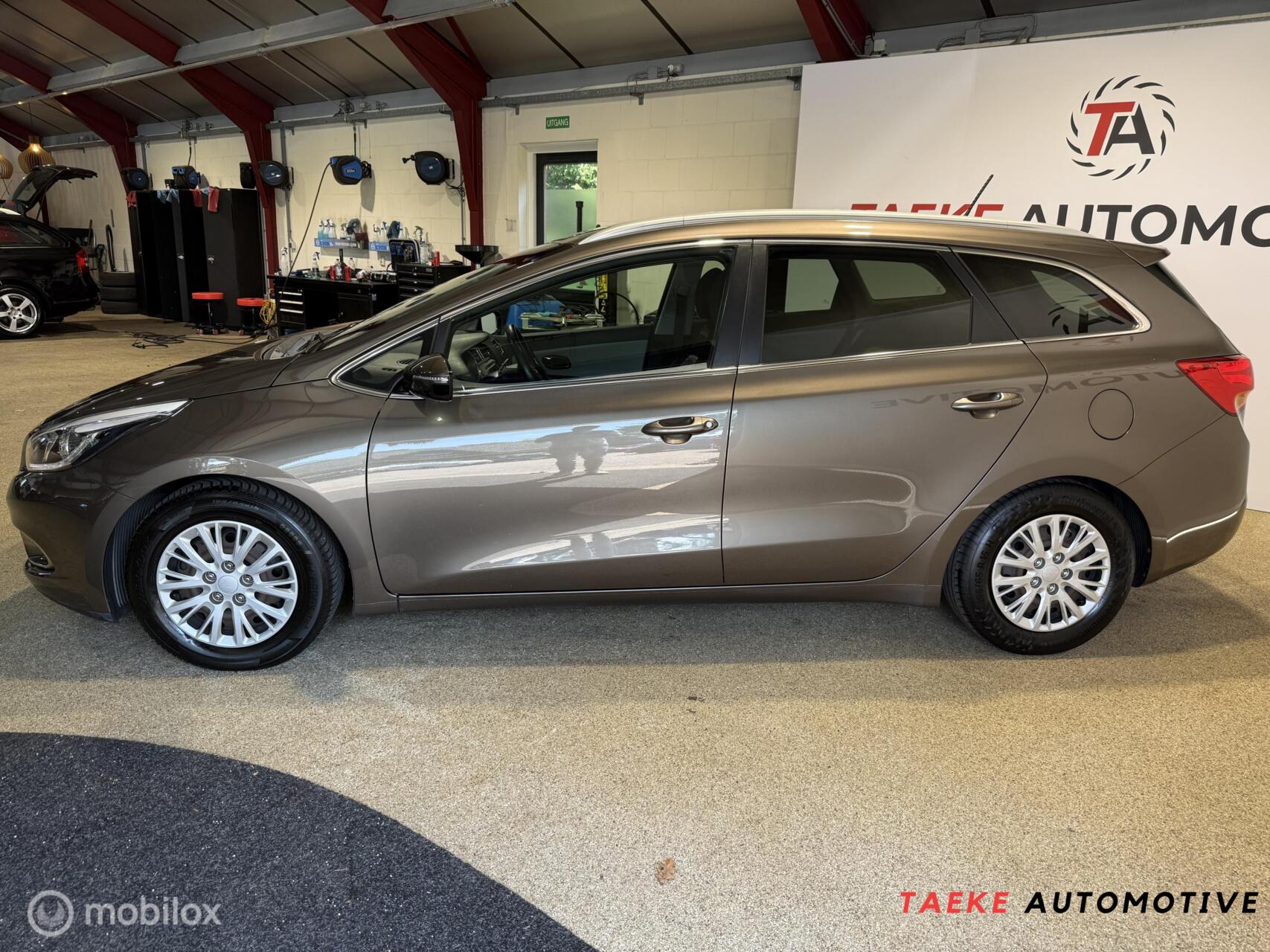Foto van Kia Cee D