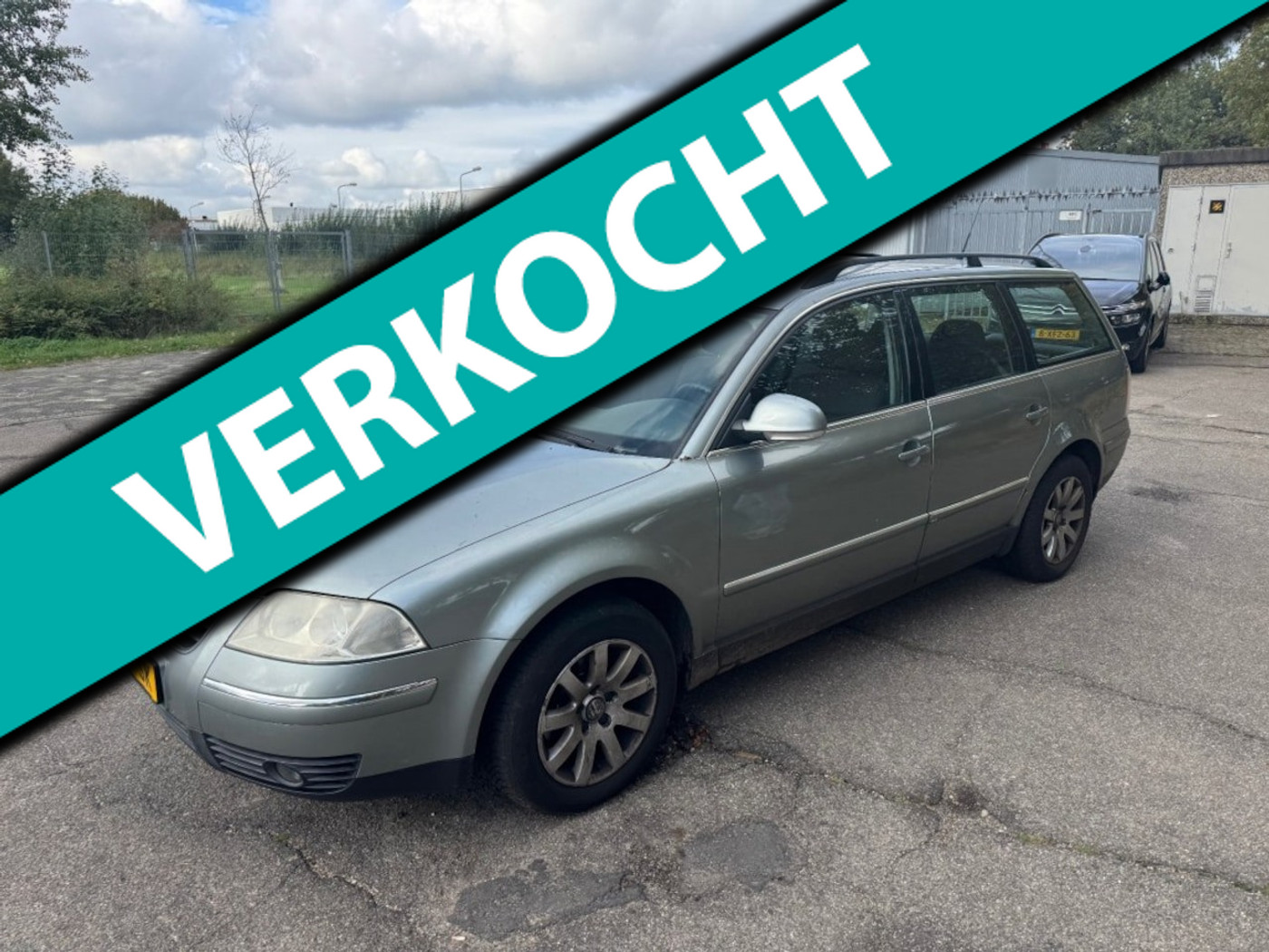 Volkswagen Passat 1.9 TDI H5 Turijn 2005 - voorkant