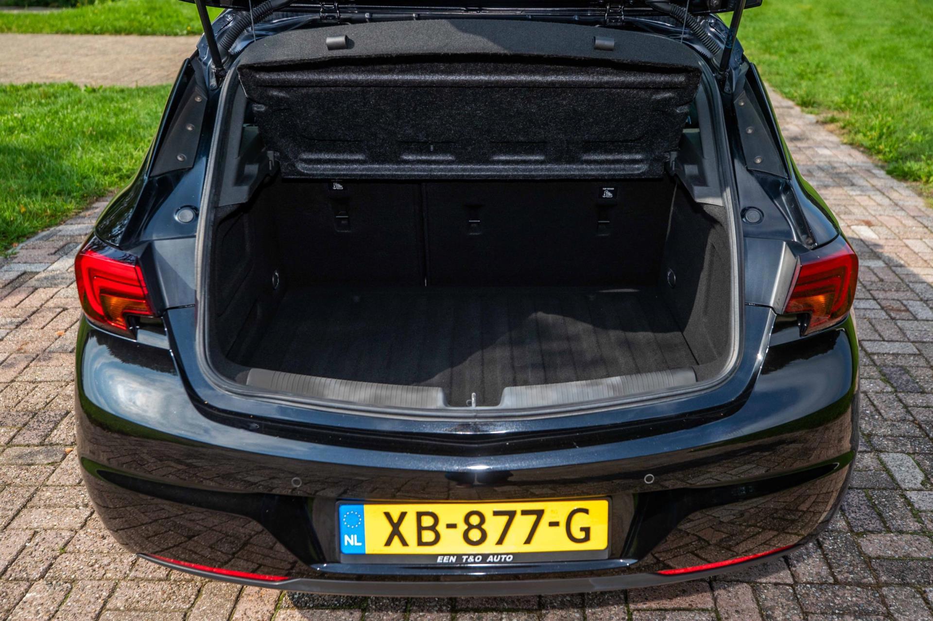 Foto van Opel Astra+
