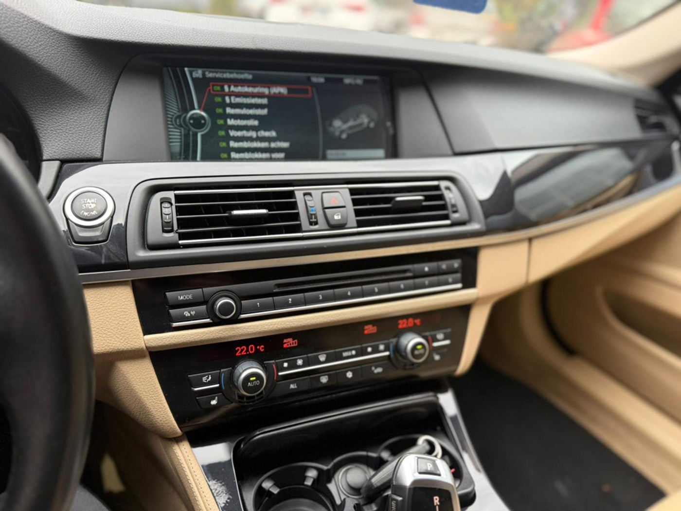 Foto van BMW 528i