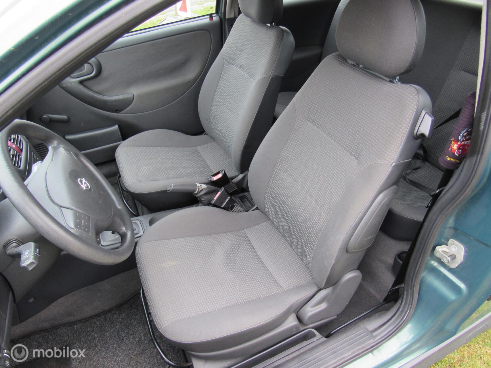 Foto van Opel Corsa-c