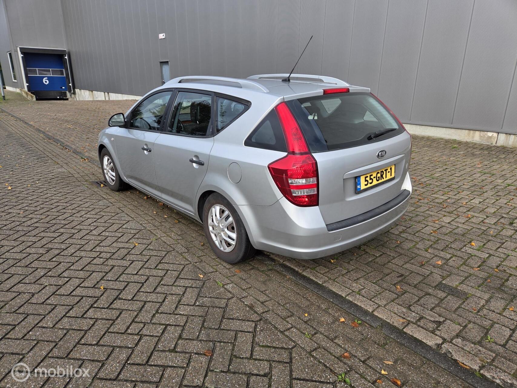 Foto van Kia Cee D