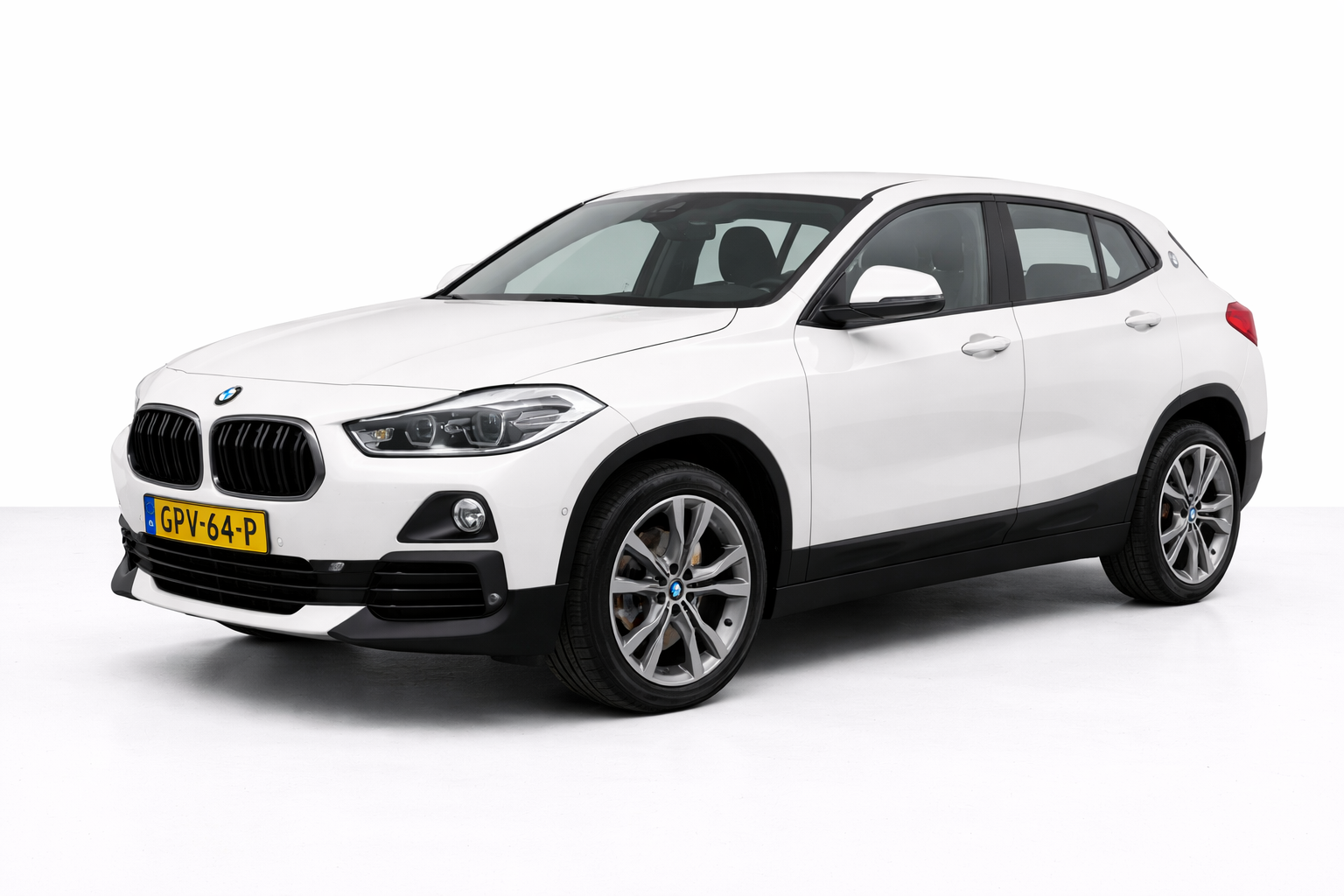 BMW X2 sDrive18i Executive Airco Cruise Automaat LED 2019 - voorkant