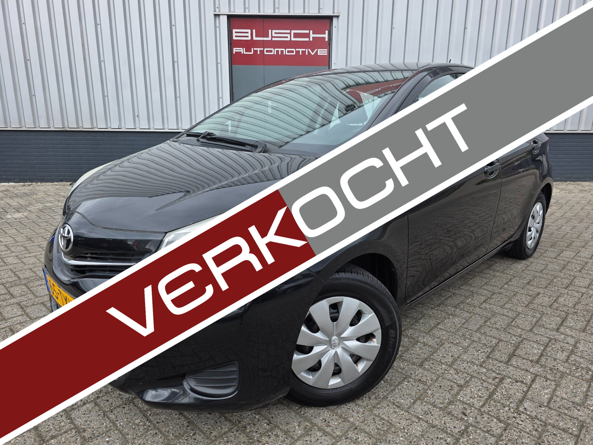 Toyota Toyota Yaris 1.0 VVT-i 5 deurs Aspiration | PARKEERCAMERA | 2012 - voorkant