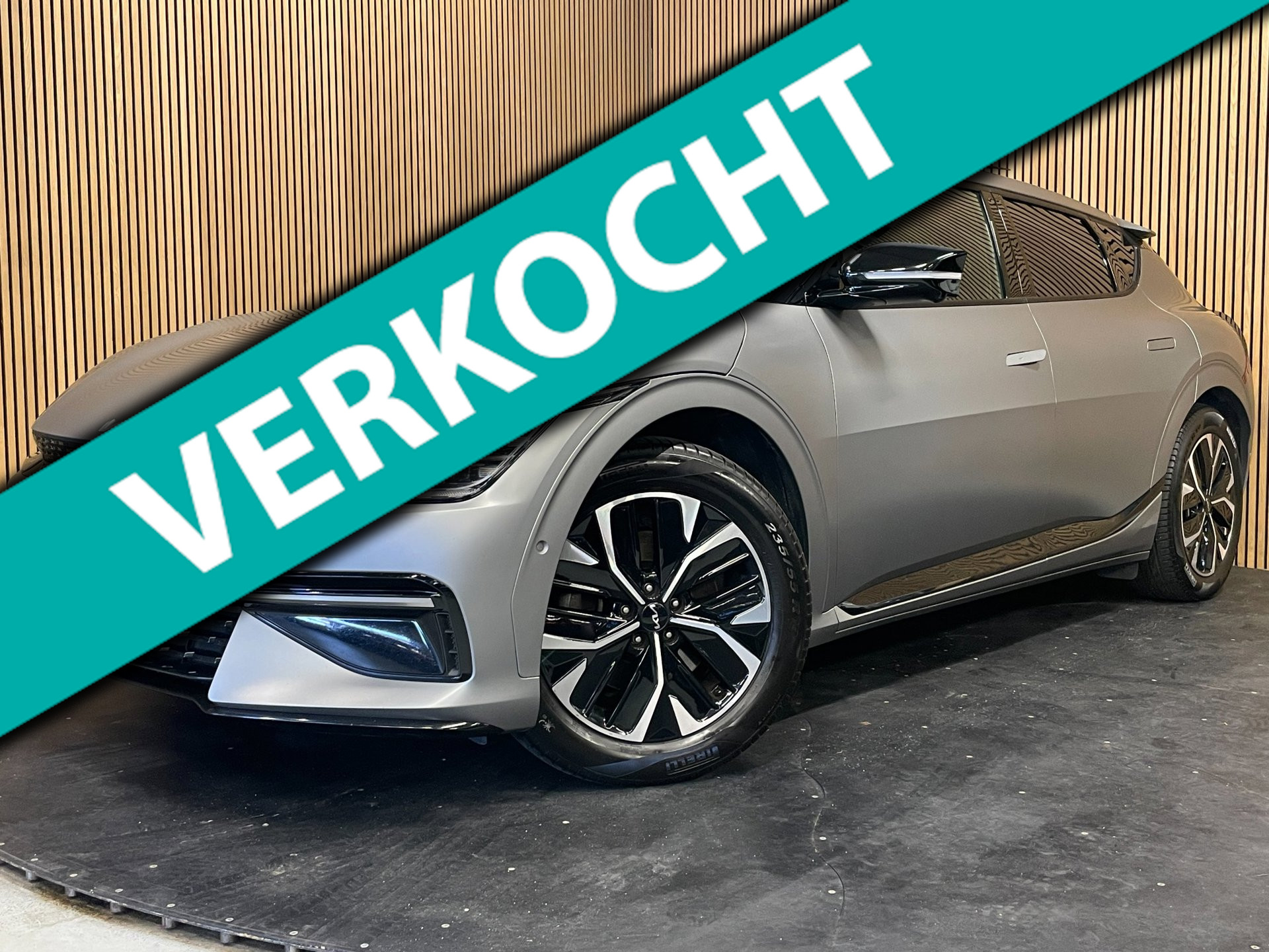 Kia Ev6 GT-Line 77.4 kWh|100% SOH|FULL OPTION|AFN. TREKHAAK|PANO|STOELVERW+VENT|STUURVERW.|360+3D CAMERA|CARPLAY|INCL.BTW|1e EIG.| 2022 - voorkant