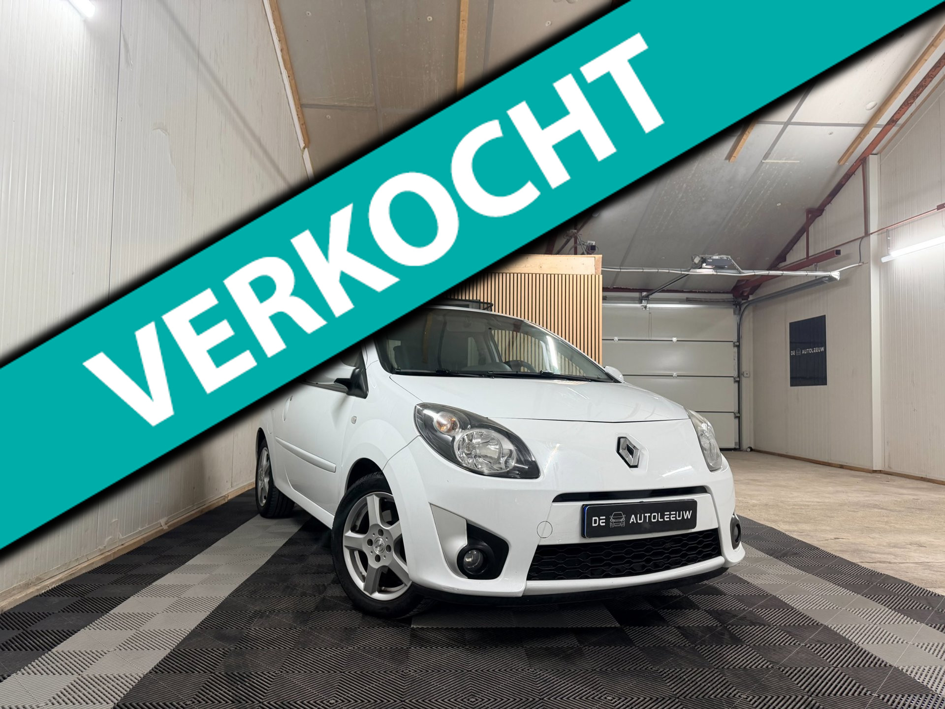 Renault Twingo 1.2-16V Nokia | PANO | Airco | UNIEK | Nw Apk 2008 - voorkant