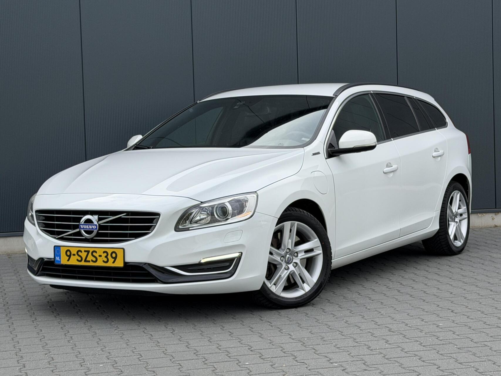 Foto van VOLVO V60 PLUG IN HYBRID