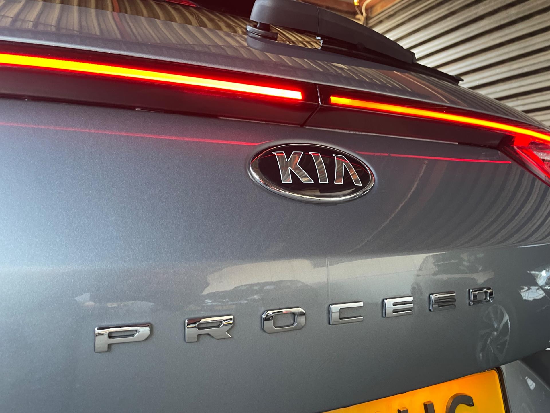 Foto van Kia Proceed