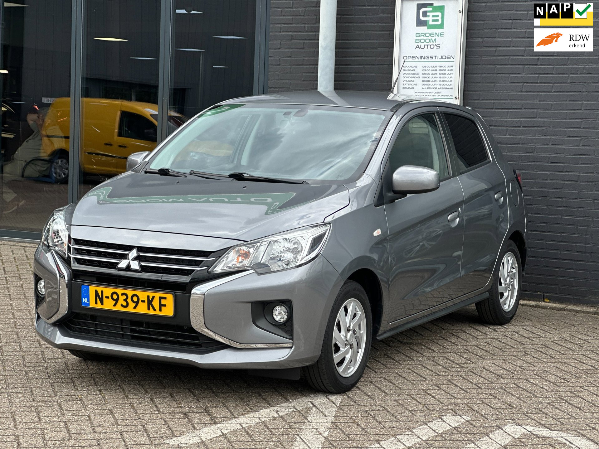 Foto van MITSUBISHI MITSUBISHI SPACE STAR