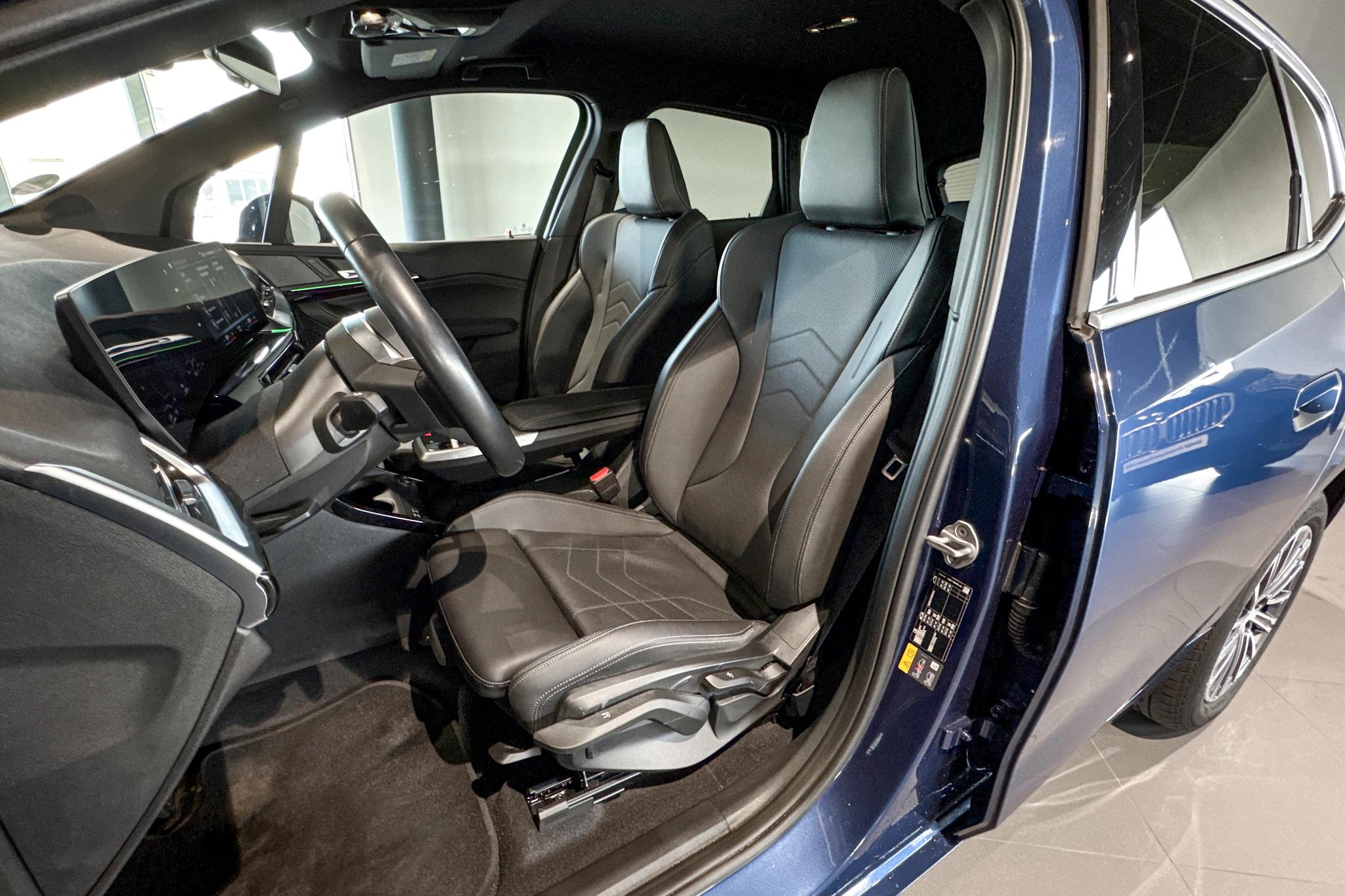 Foto van BMW 225e xDrive Active Tourer