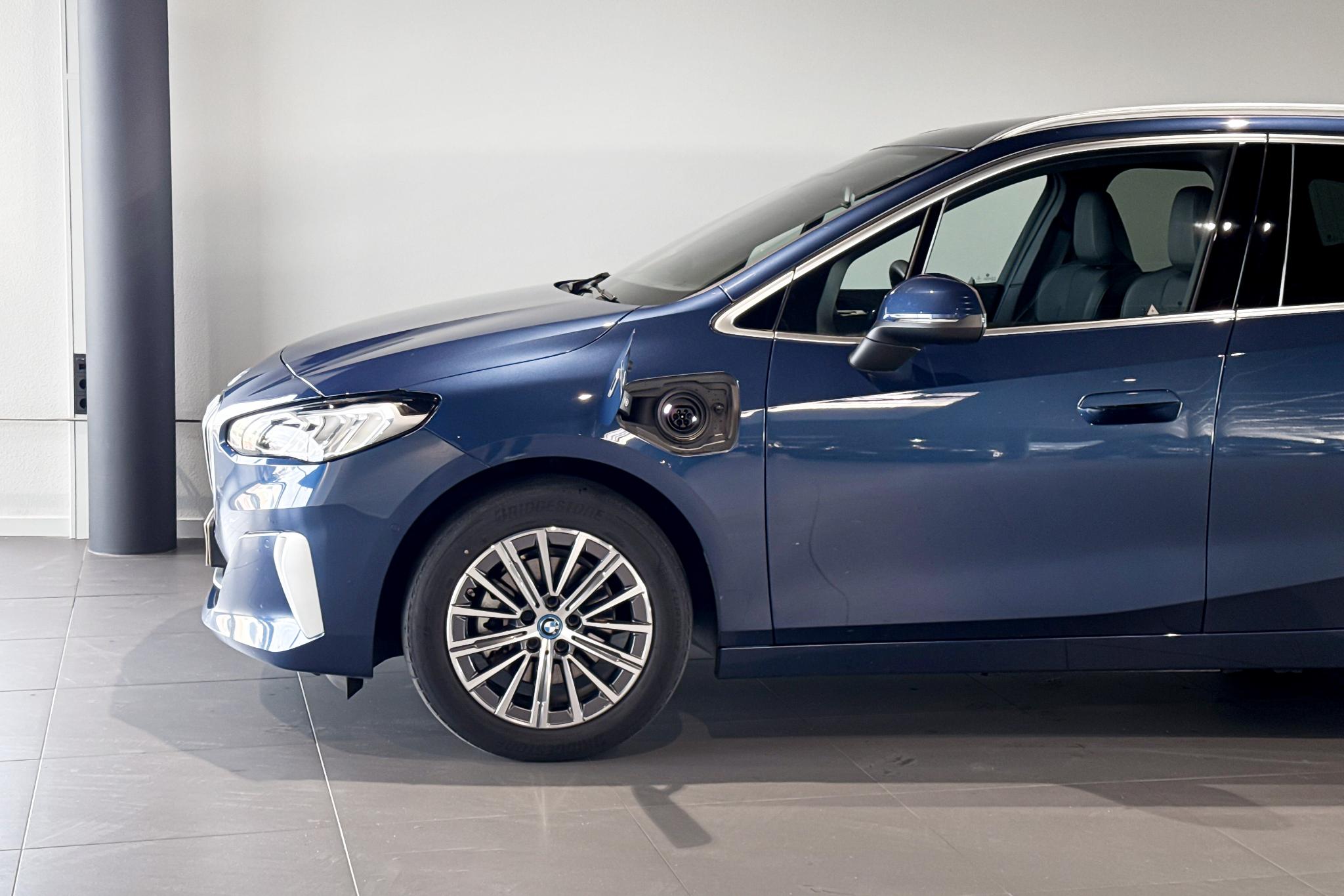 Foto van BMW 225e xDrive Active Tourer