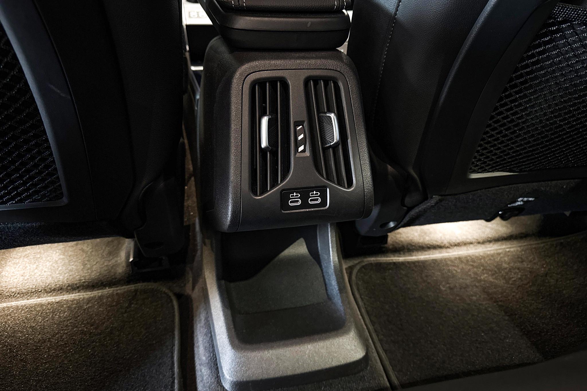 Foto van BMW 225e xDrive Active Tourer