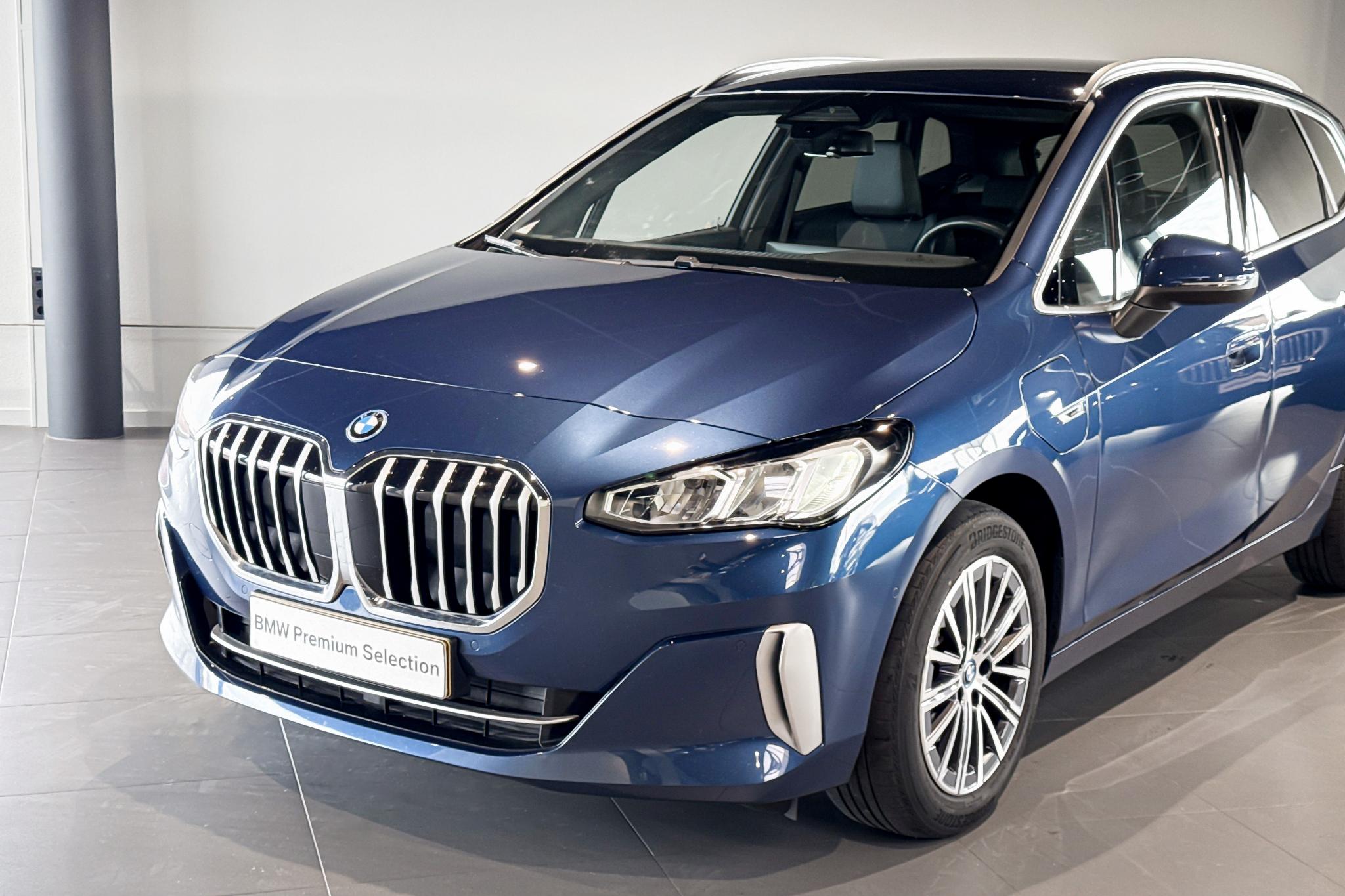 Foto van BMW 225e xDrive Active Tourer