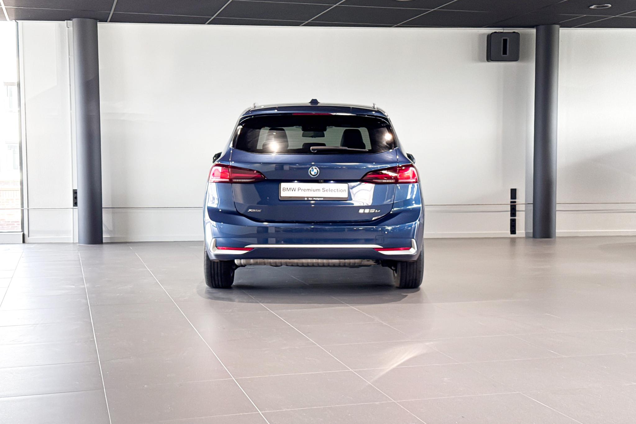 Foto van BMW 225e xDrive Active Tourer