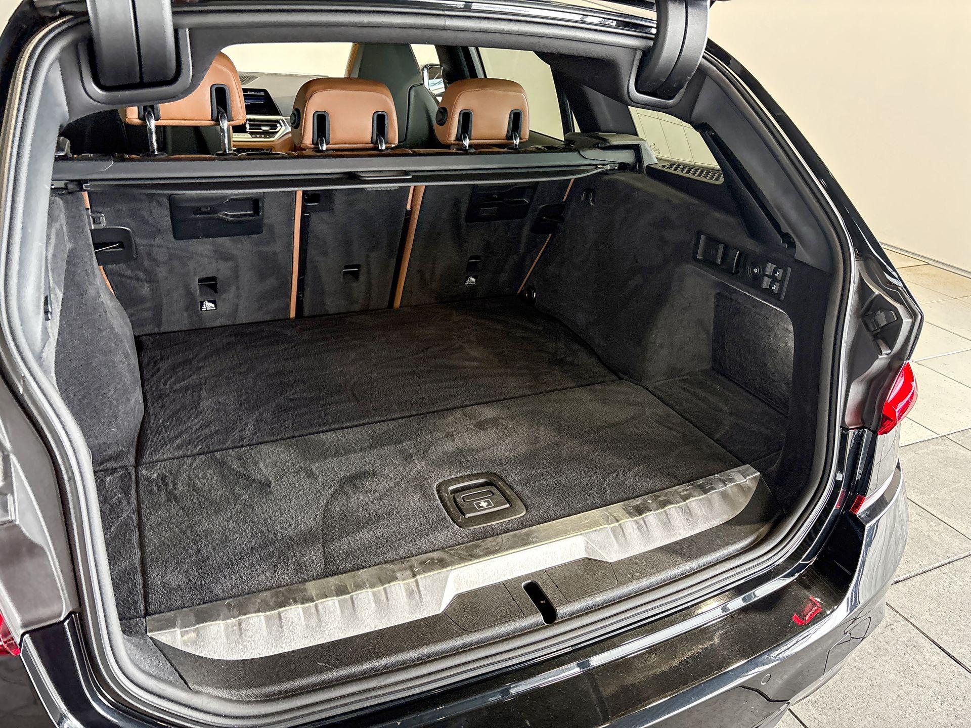 Foto van BMW 330e