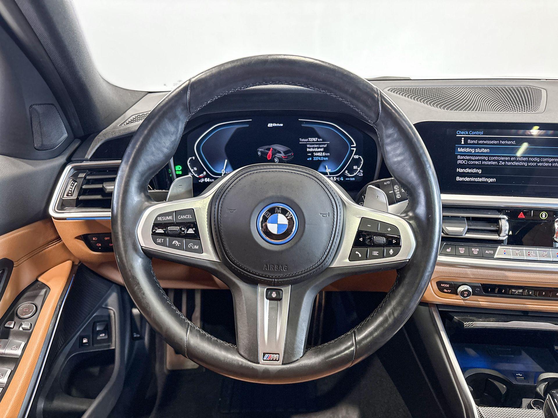 Foto van BMW 330e