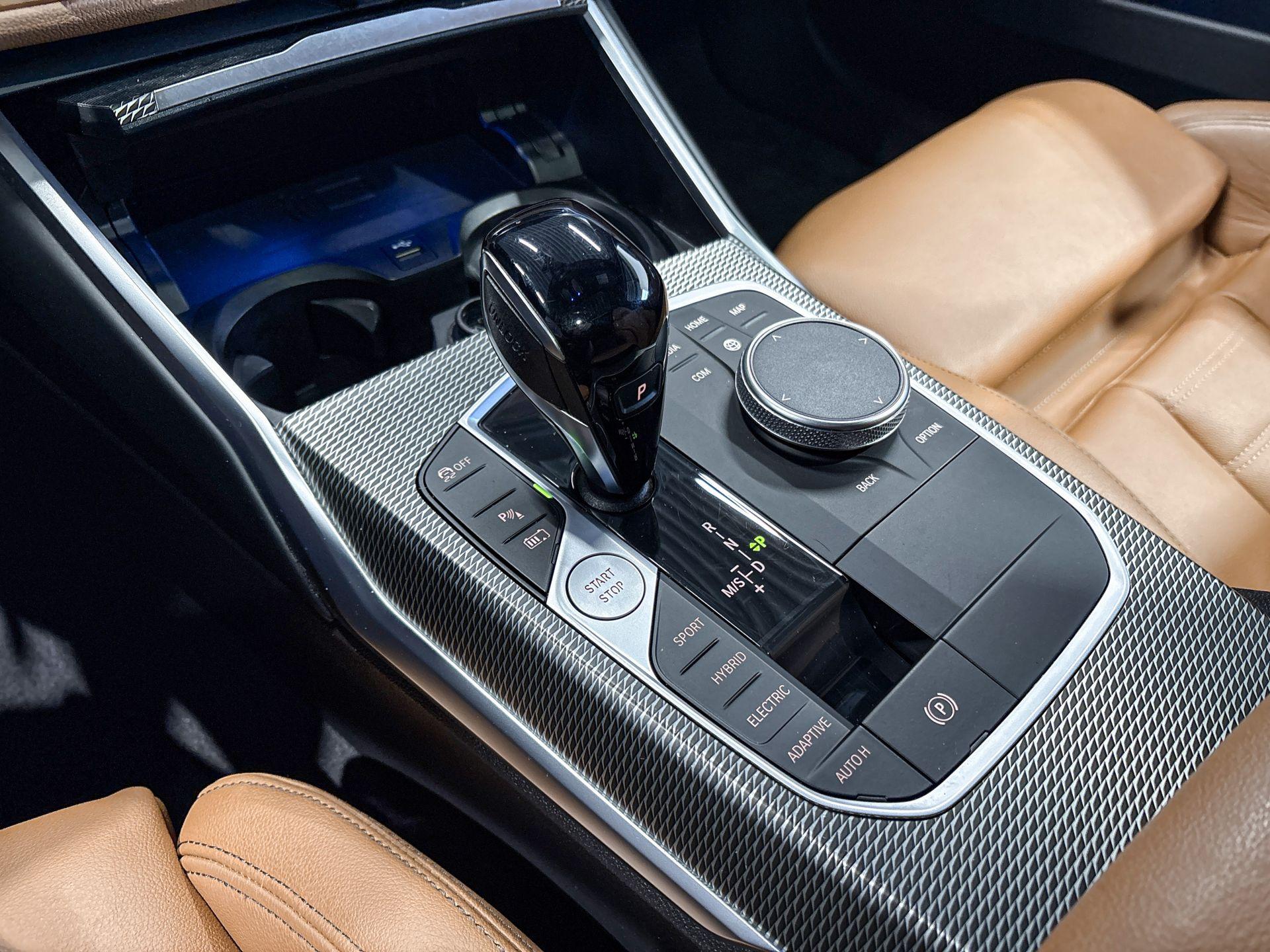 Foto van BMW 330e