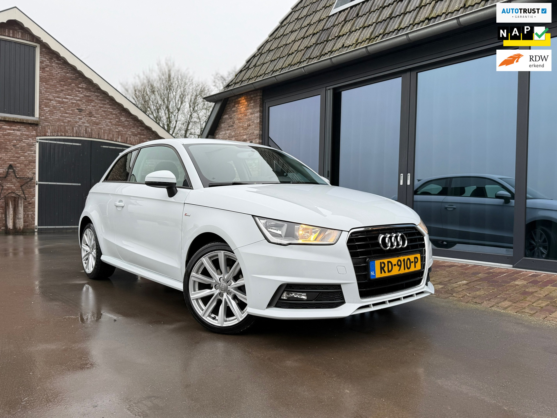 Audi A1 1.0 TFSI S-Line 97.765KM Zeer nette auto 2017 - voorkant