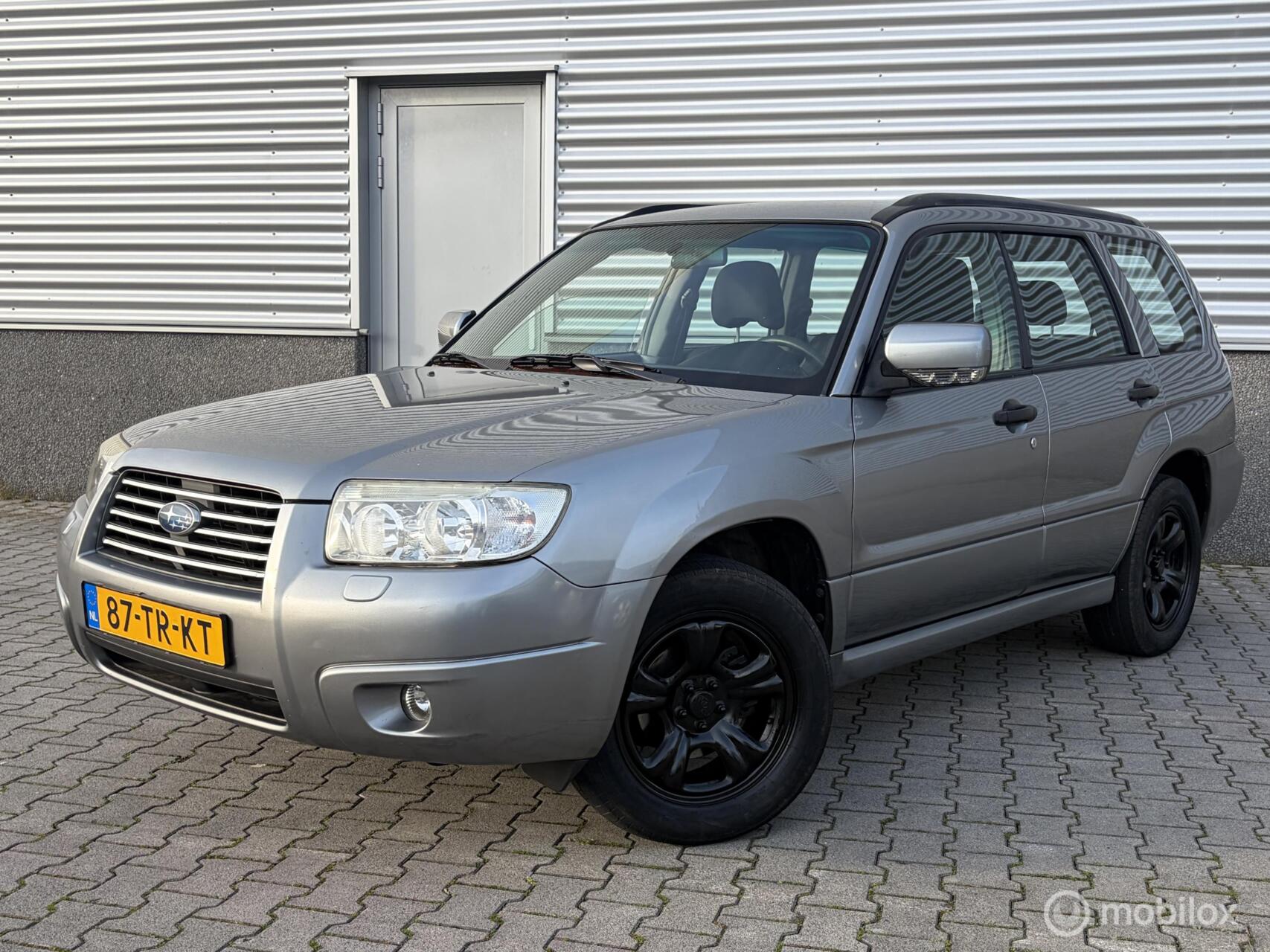 Foto van SUBARU FORESTER