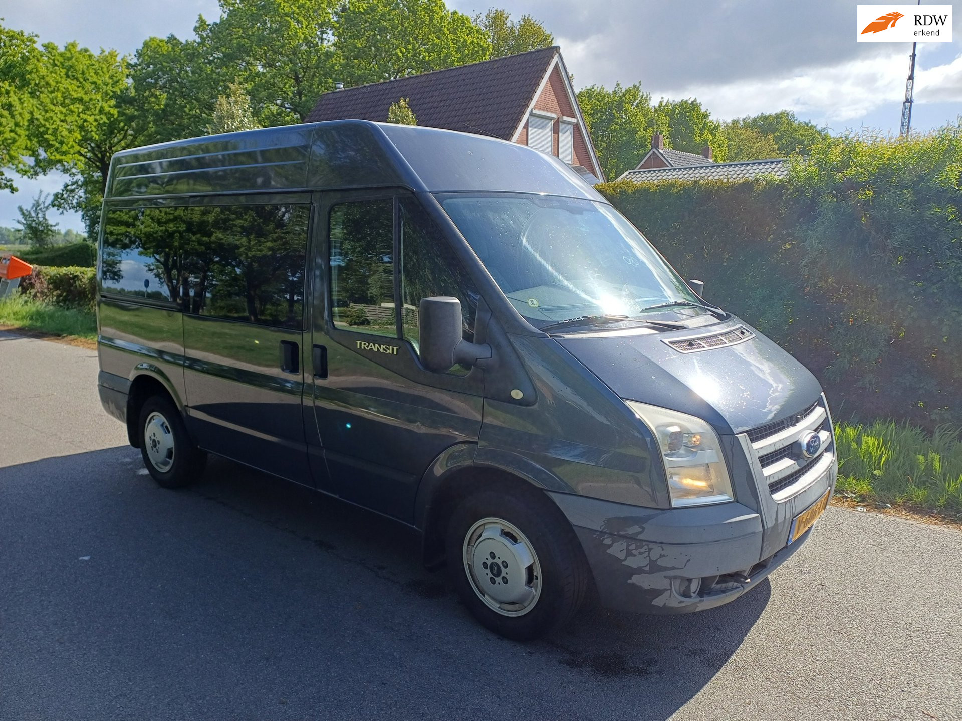 Ford Transit 300S 2.2 TDCI rolstoelvervoer 2009 - voorkant