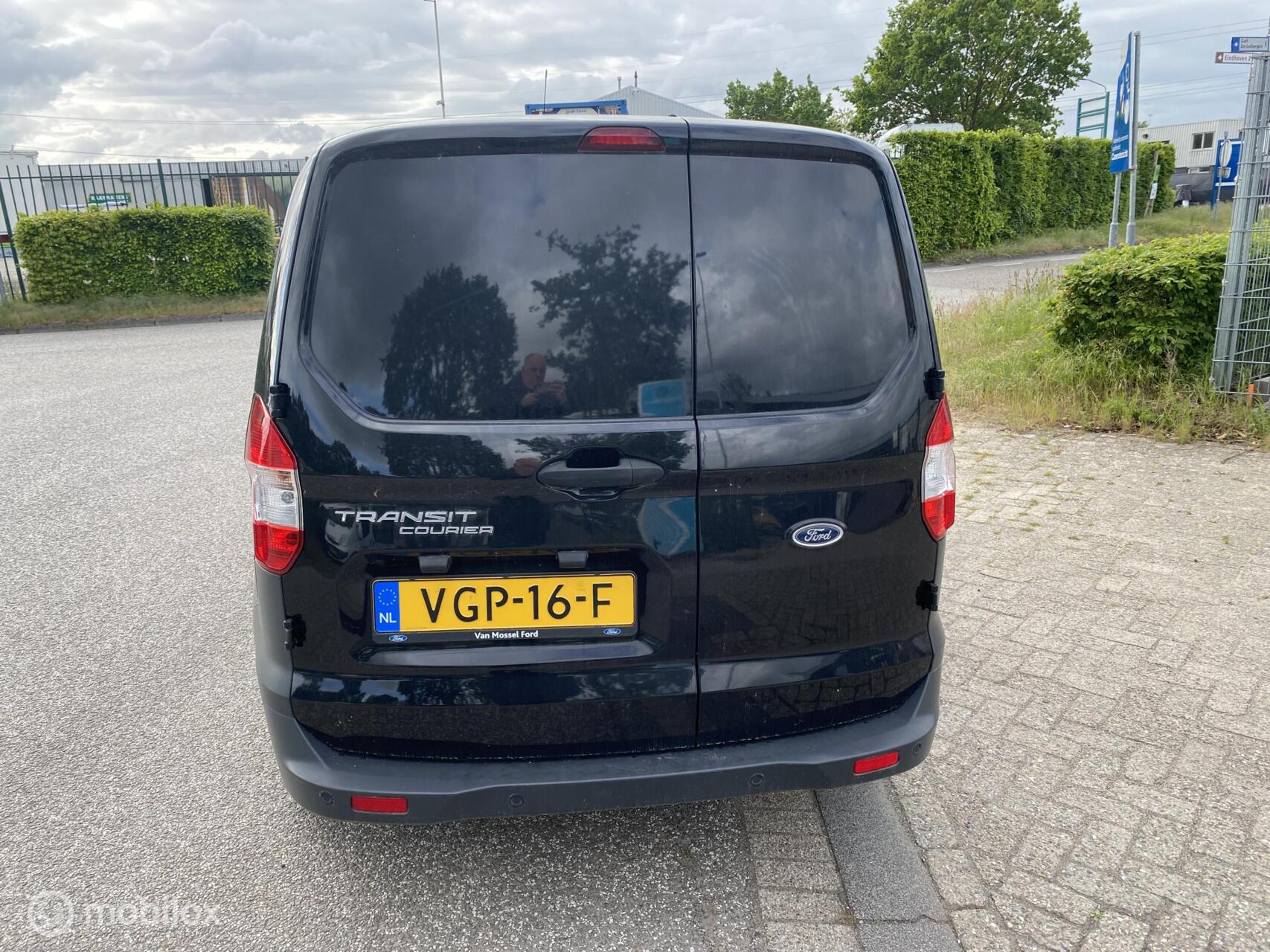Foto van Ford Transit Courier