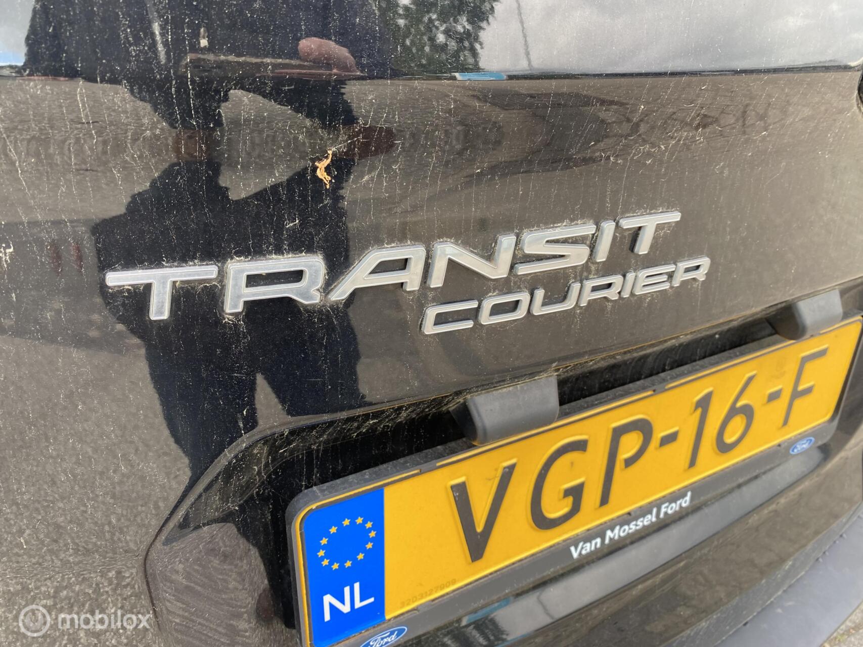Foto van Ford Transit Courier