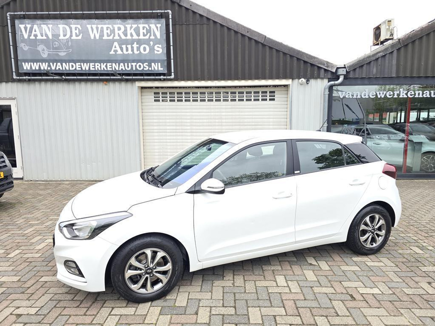 Hyundai I20 1.0 T-GDI i-Motion Airco|Cruise|Pdc|Stuur-Stoelverwarming|LED|Chameleon!!! 2020 - voorkant