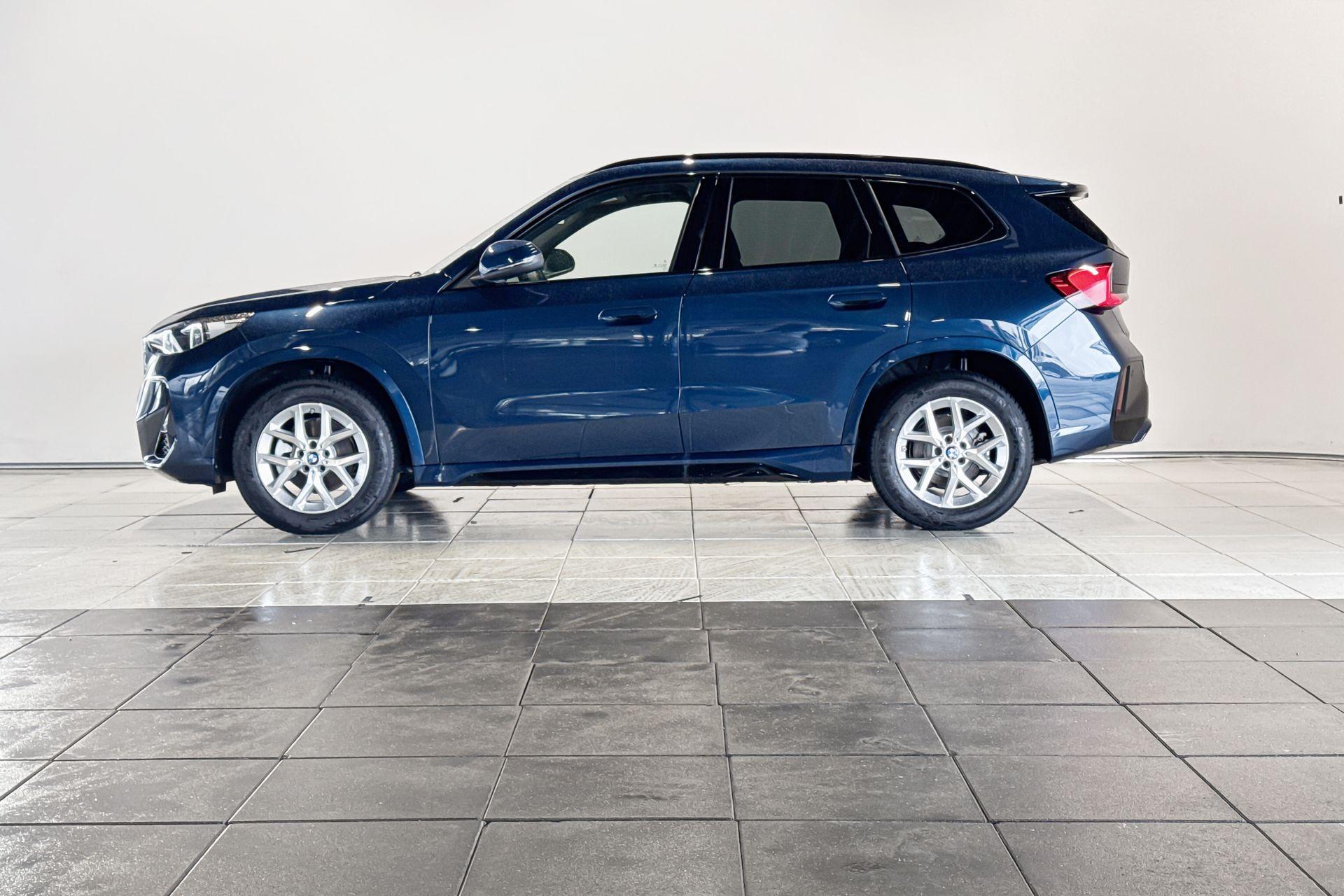 Foto van BMW Ix1 Edrive20