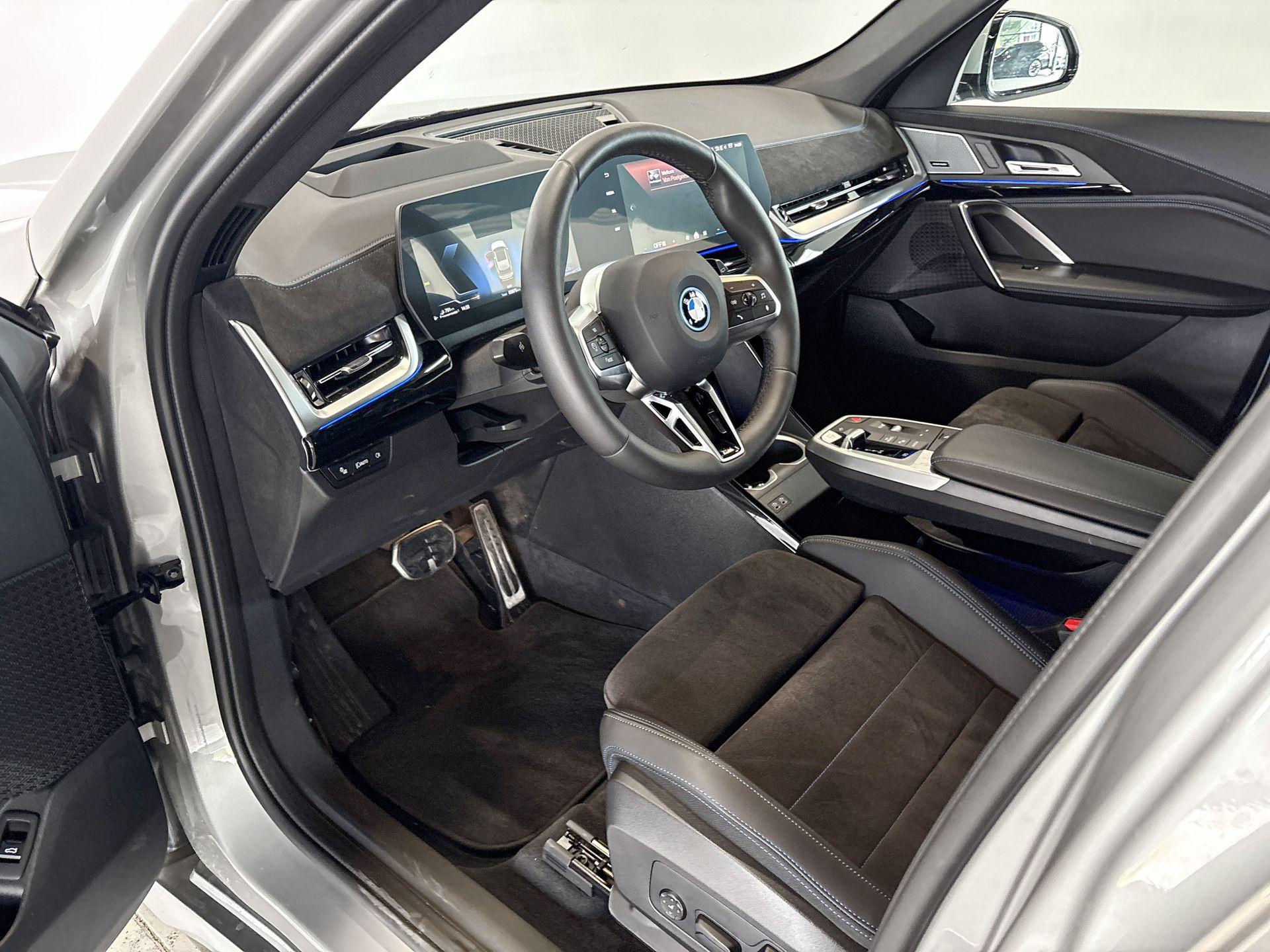Foto van BMW X1 Xdrive25e