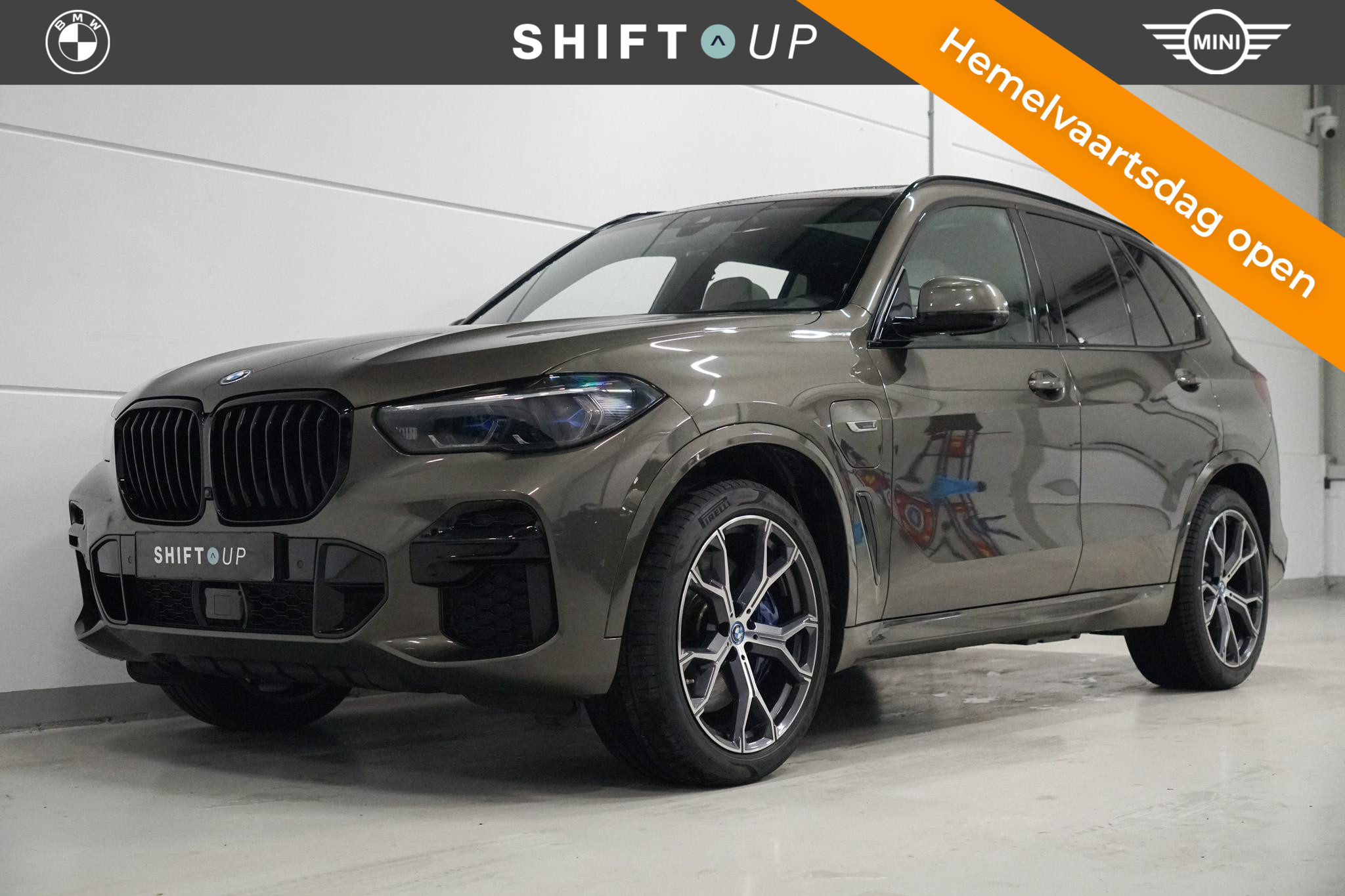 Foto van BMW X5 XDRIVE45E