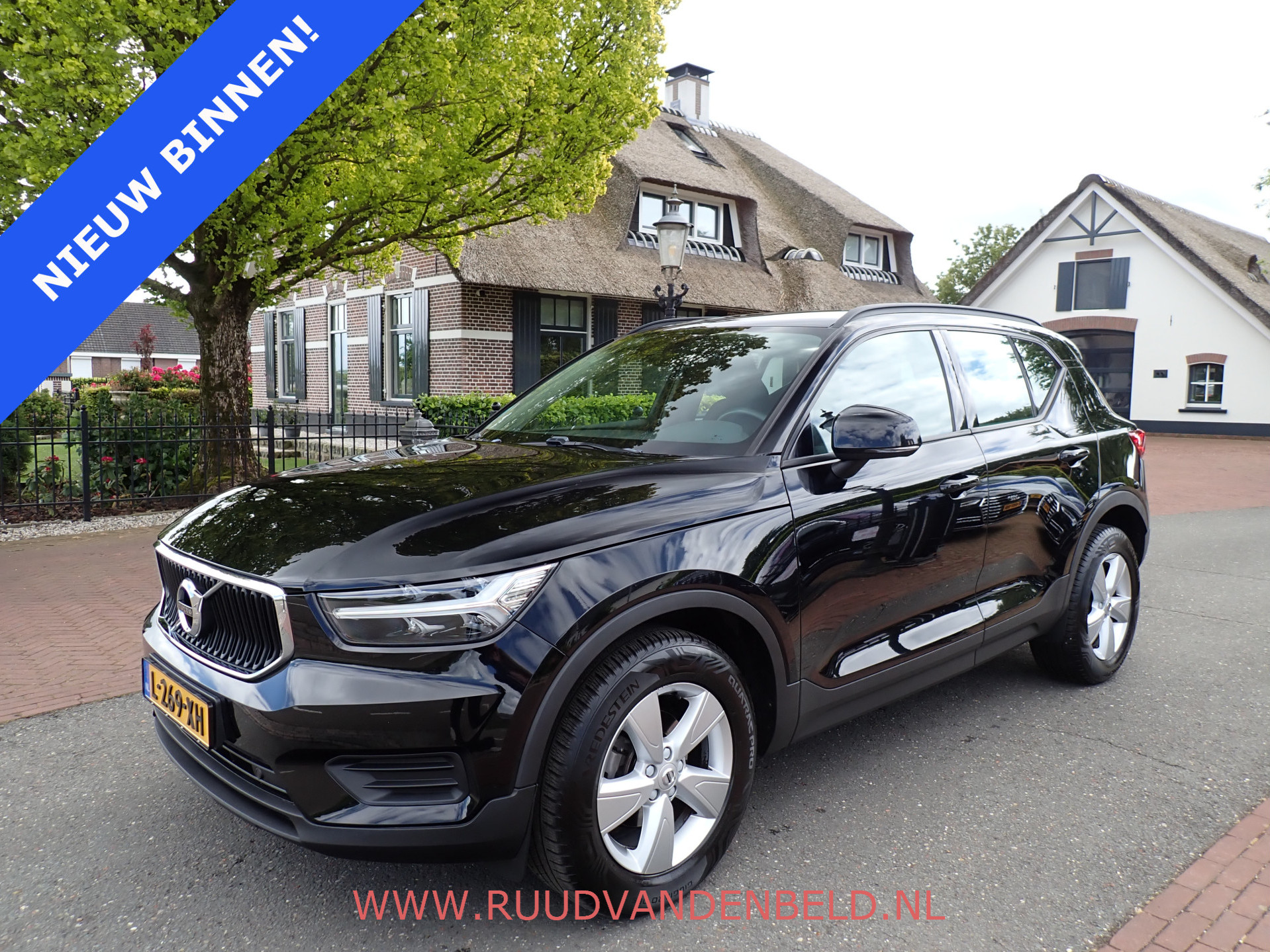 Volvo XC40 1.5 T2 Momentum Core 2021 - voorkant