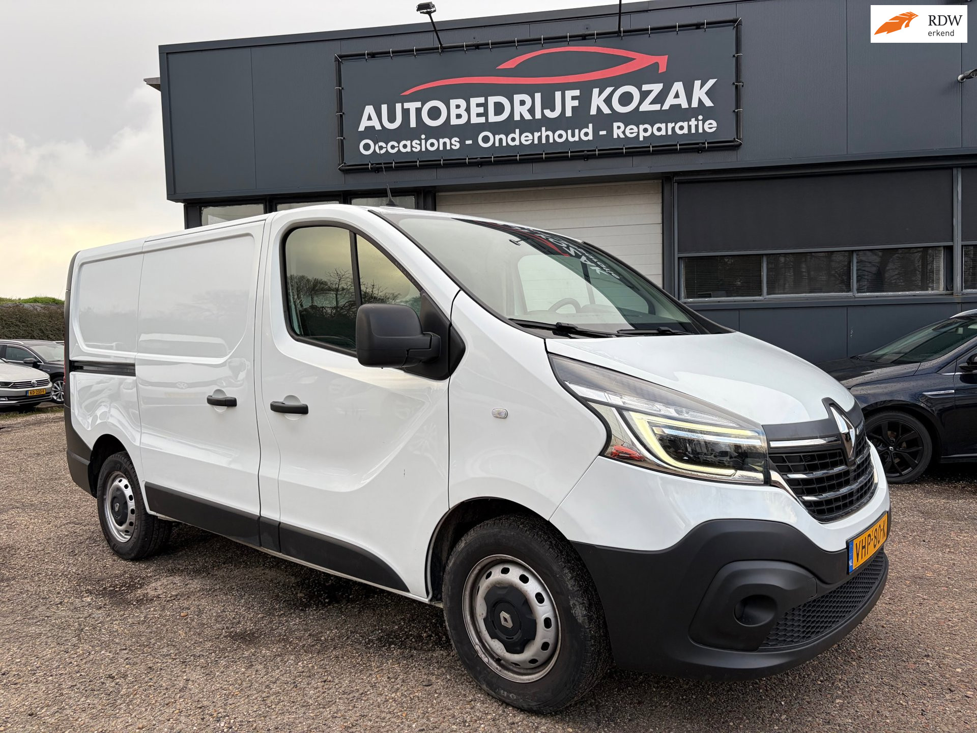 Renault Trafic 2.0 dCi 120 T27 L1H1 Comfort AIRCO 2020 - voorkant