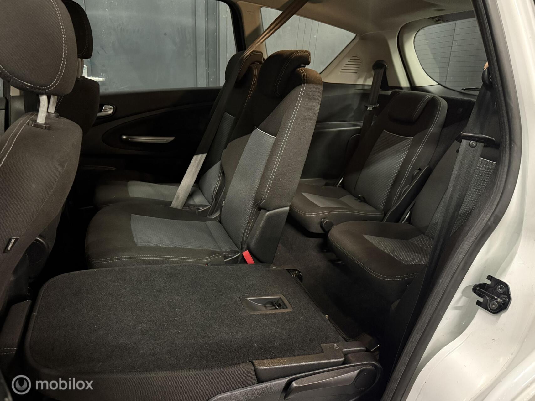 Foto van Ford S-max
