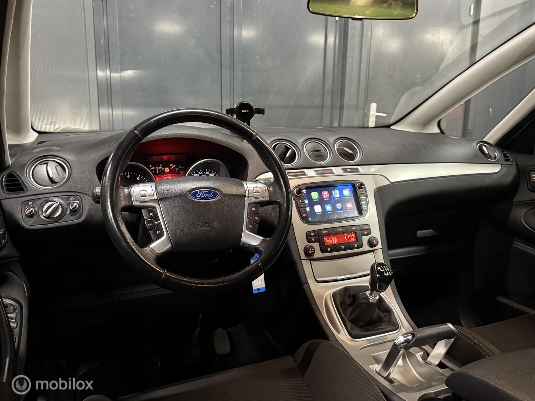 Foto van Ford S-max