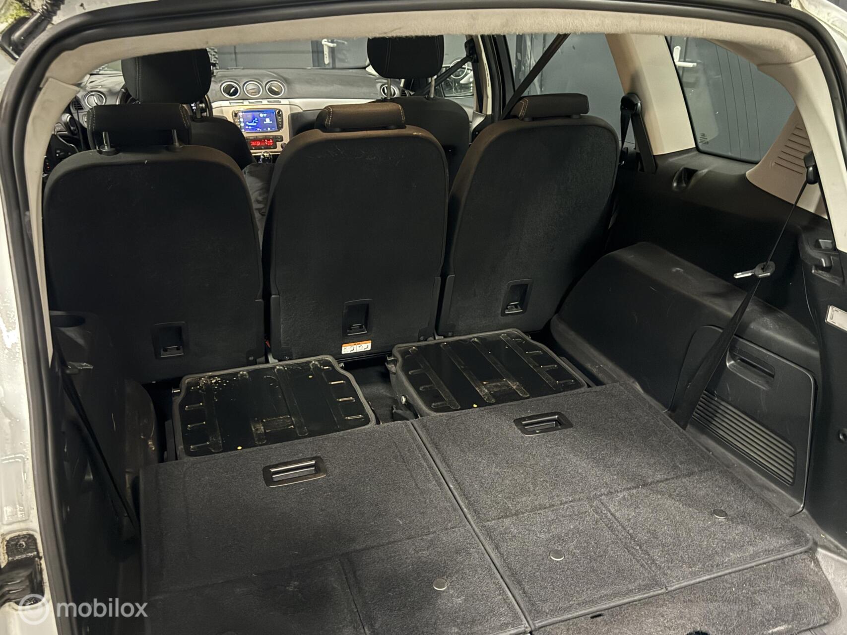 Foto van Ford S-max