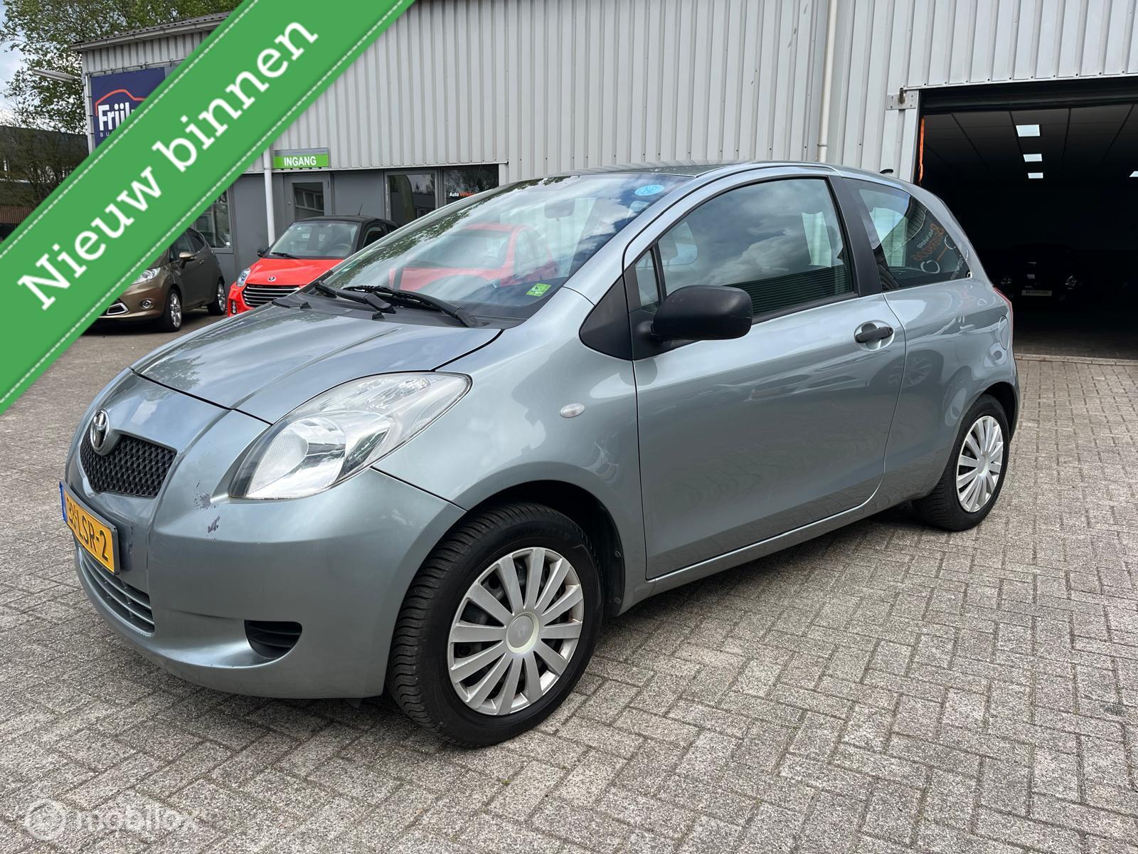 Foto van TOYOTA TOYOTA YARIS