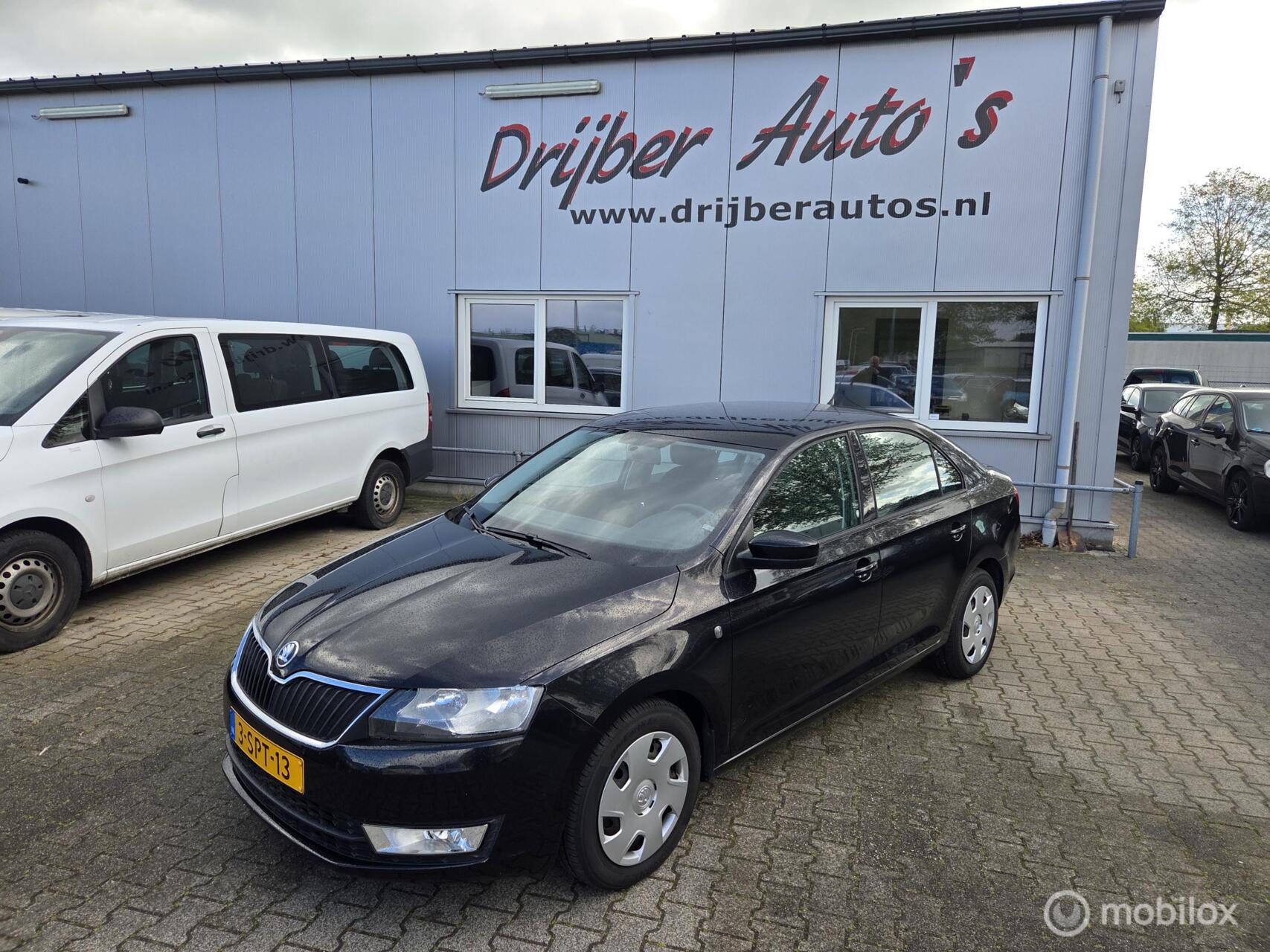Foto van SKODA RAPID