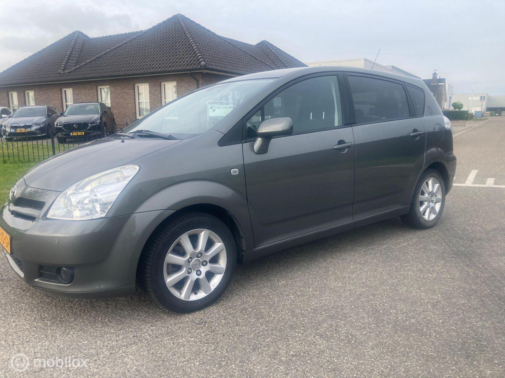 Foto van TOYOTA TOYOTA COROLLA VERSO