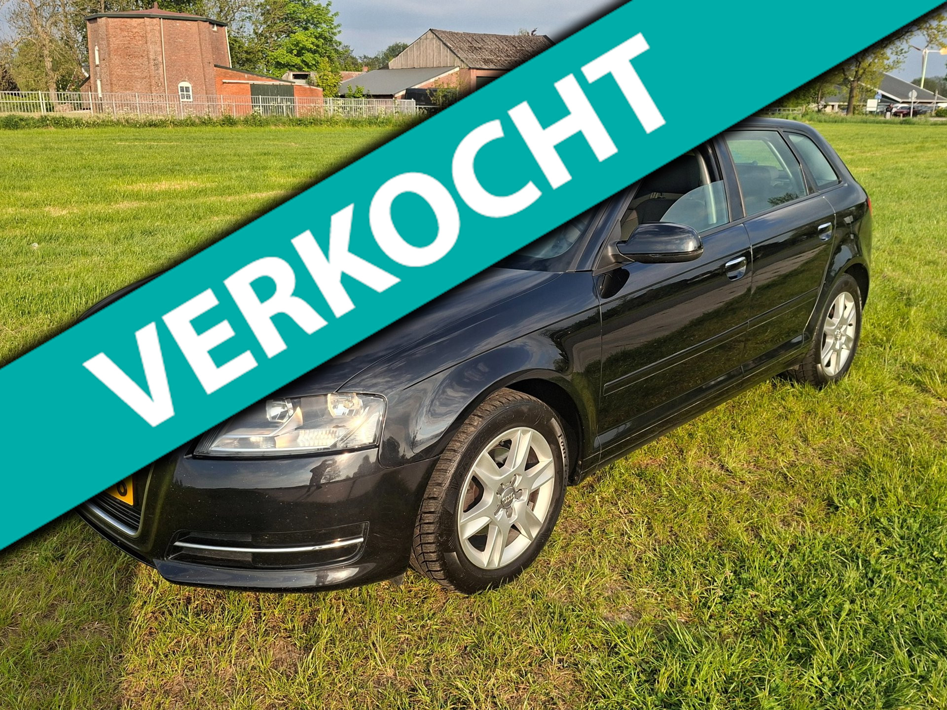 Audi Audi A3 1.6 TDI Attraction Pro Line Business Trekhaak Clima 2011 - voorkant