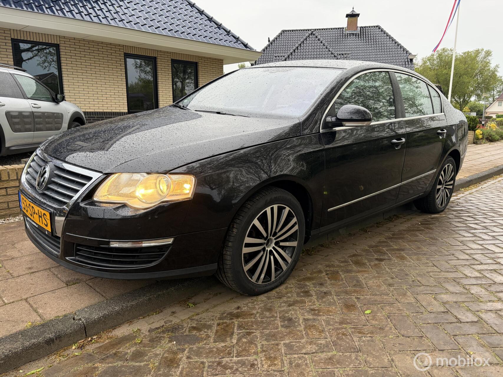 Volkswagen Passat 3.2 V6 Highline 4-Motion, Automaat 2006 - voorkant