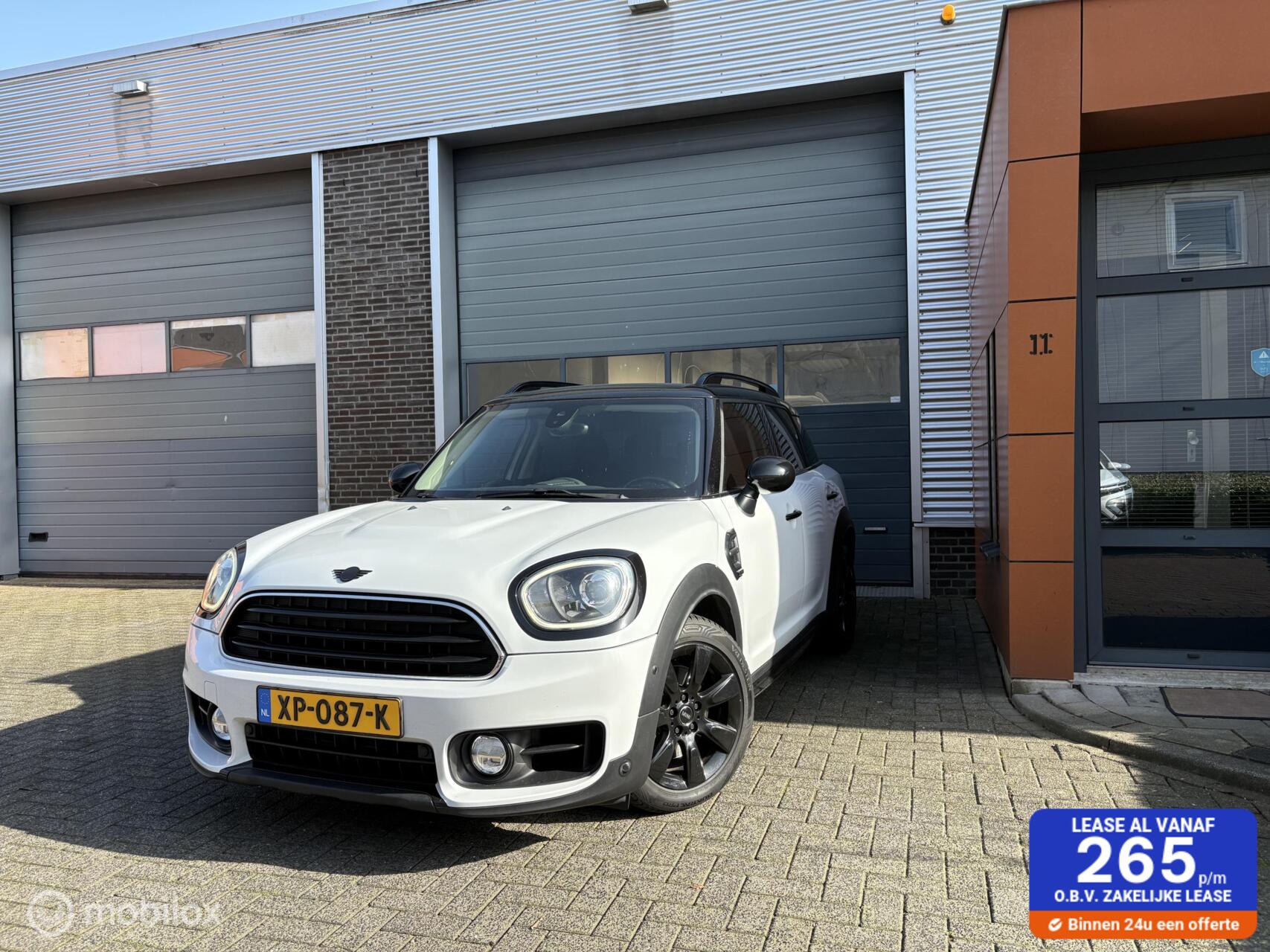 Foto van MINI COUNTRYMAN COOPER
