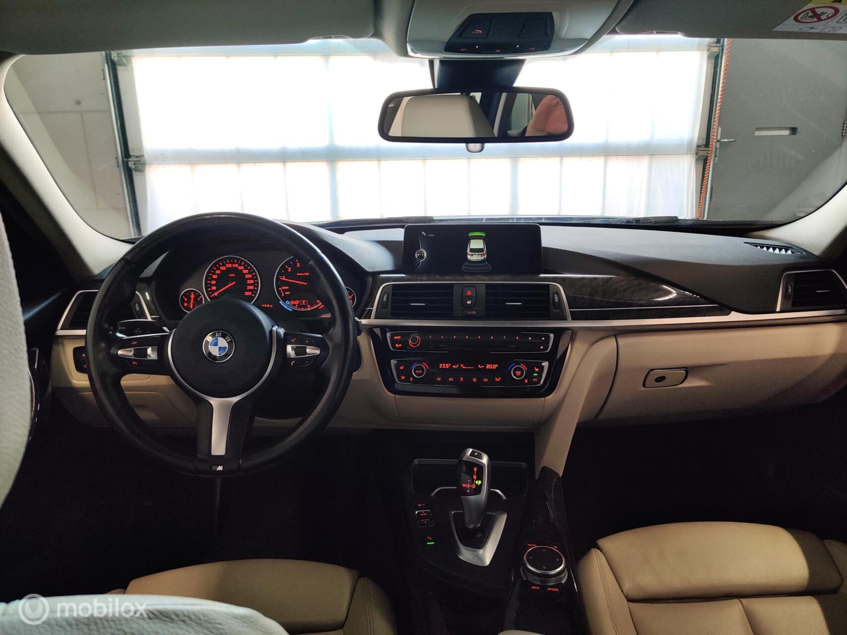 Foto van BMW 318i