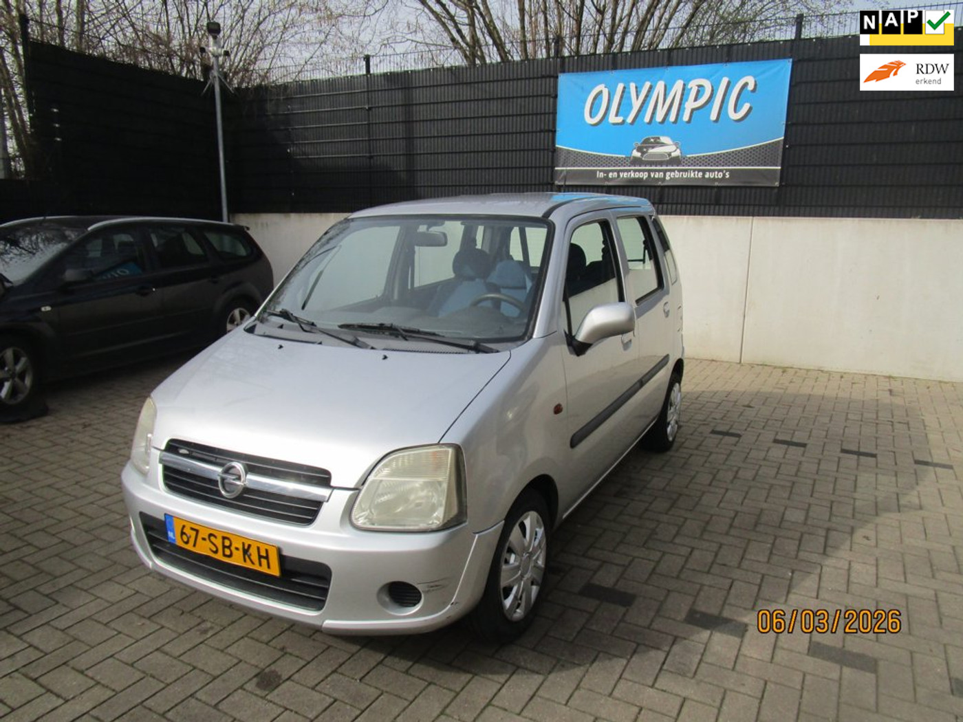 Opel Agila 1.2-16V Flexx cool +Airco +Nieuwe Apk 2005 - voorkant
