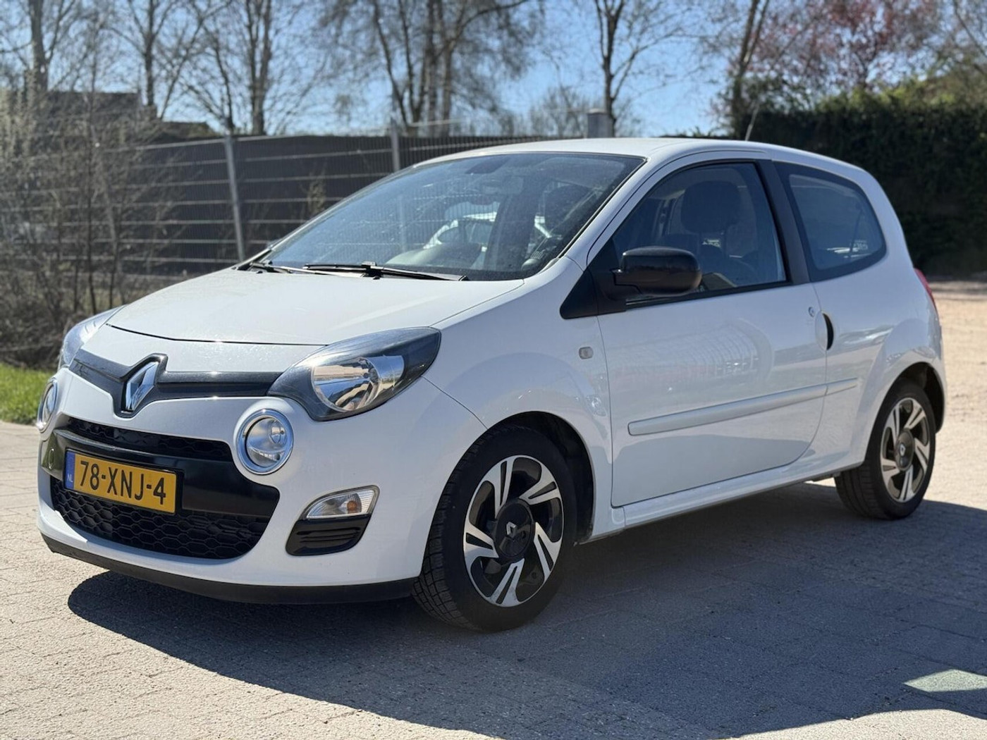 Renault Twingo 1.2 16V Dynamique 2012 - voorkant
