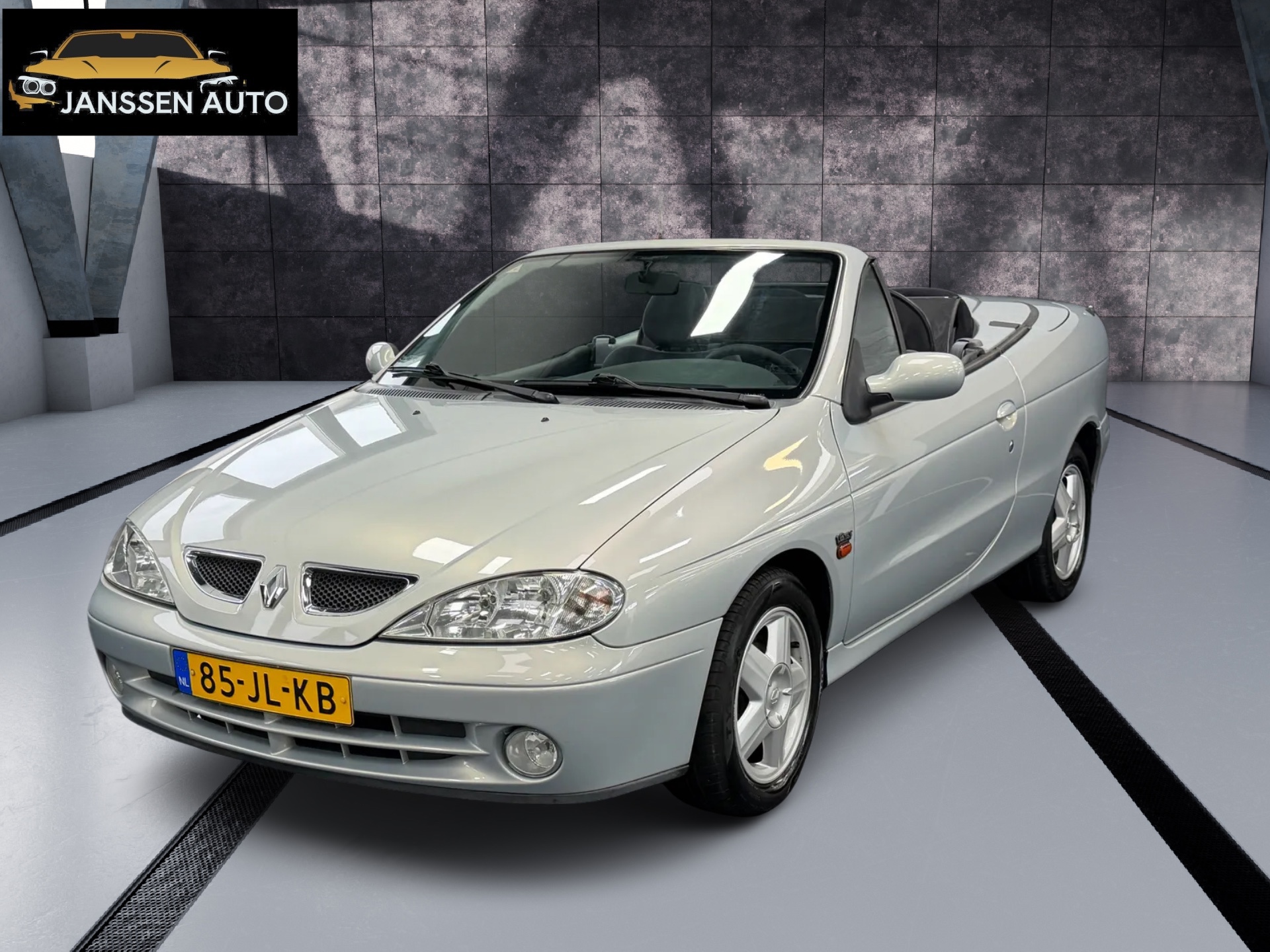 Foto van RENAULT MEGANE CABRIOLET