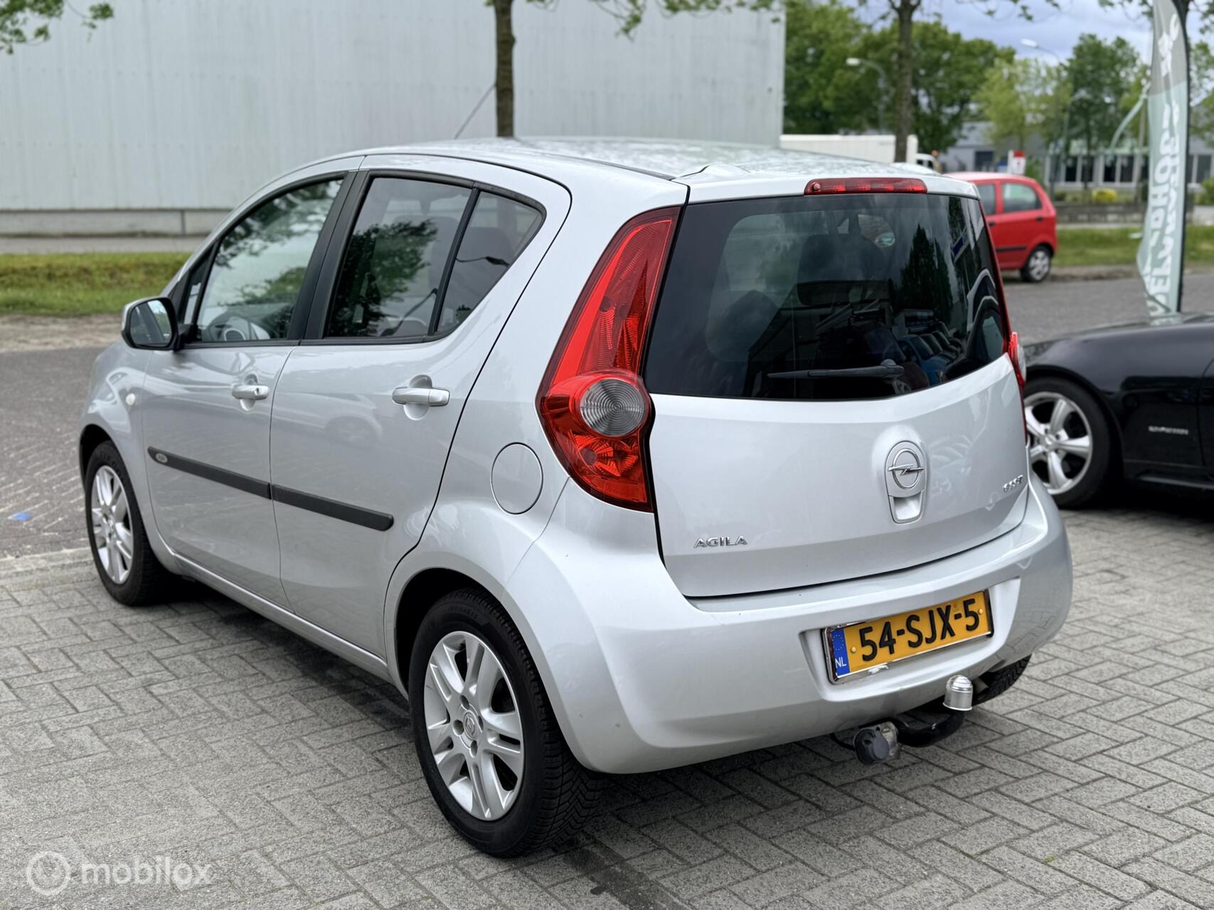 Foto van Opel Agila