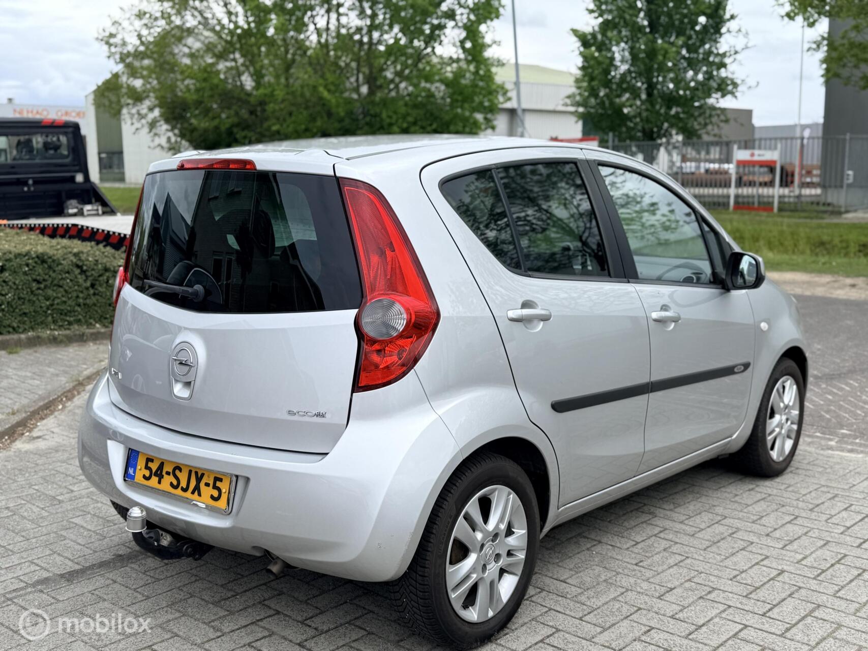 Foto van Opel Agila