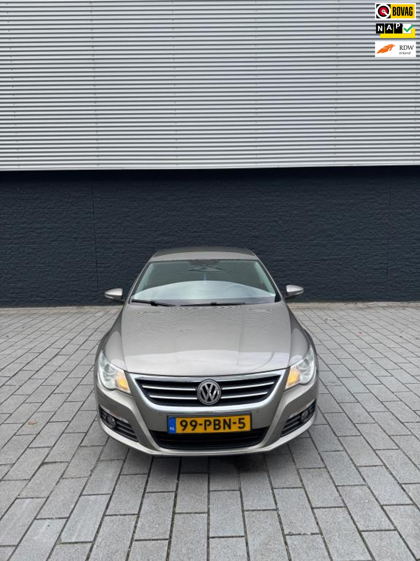 Foto van VOLKSWAGEN PASSAT CC