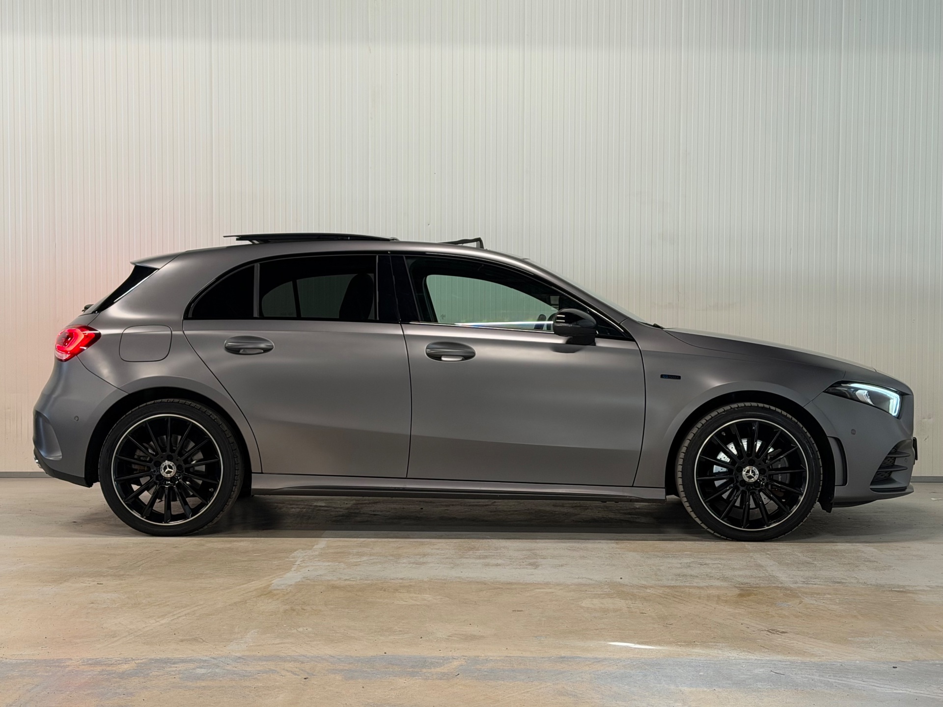 Foto van Mercedes-Benz A 250 E