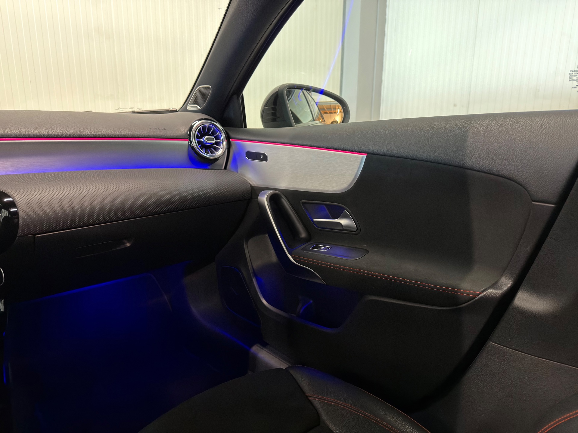 Foto van Mercedes-Benz A 250 E